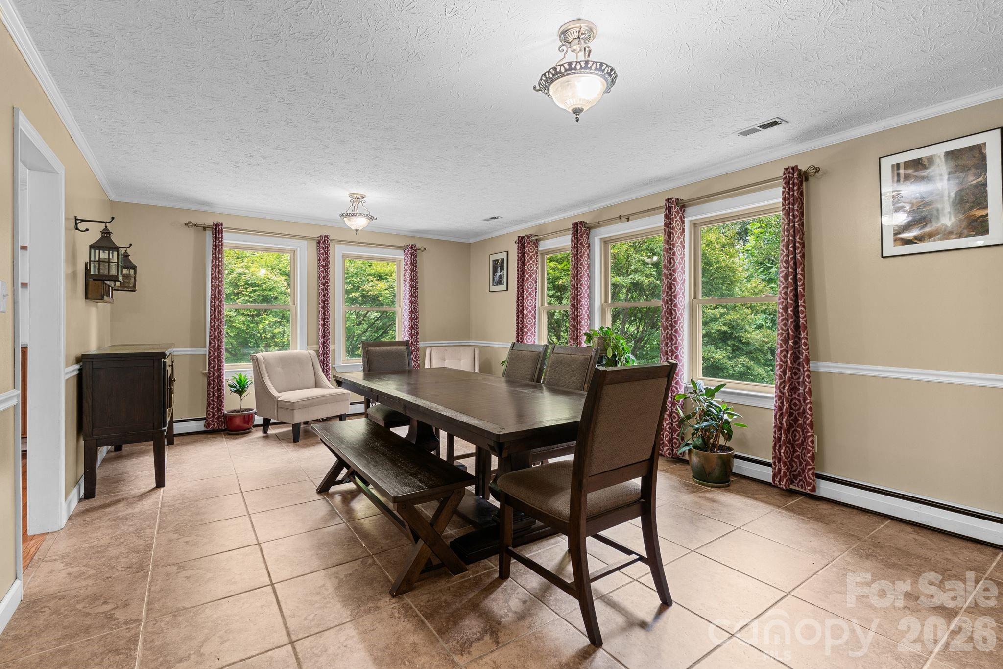 33 Coffey Circle — Asheville