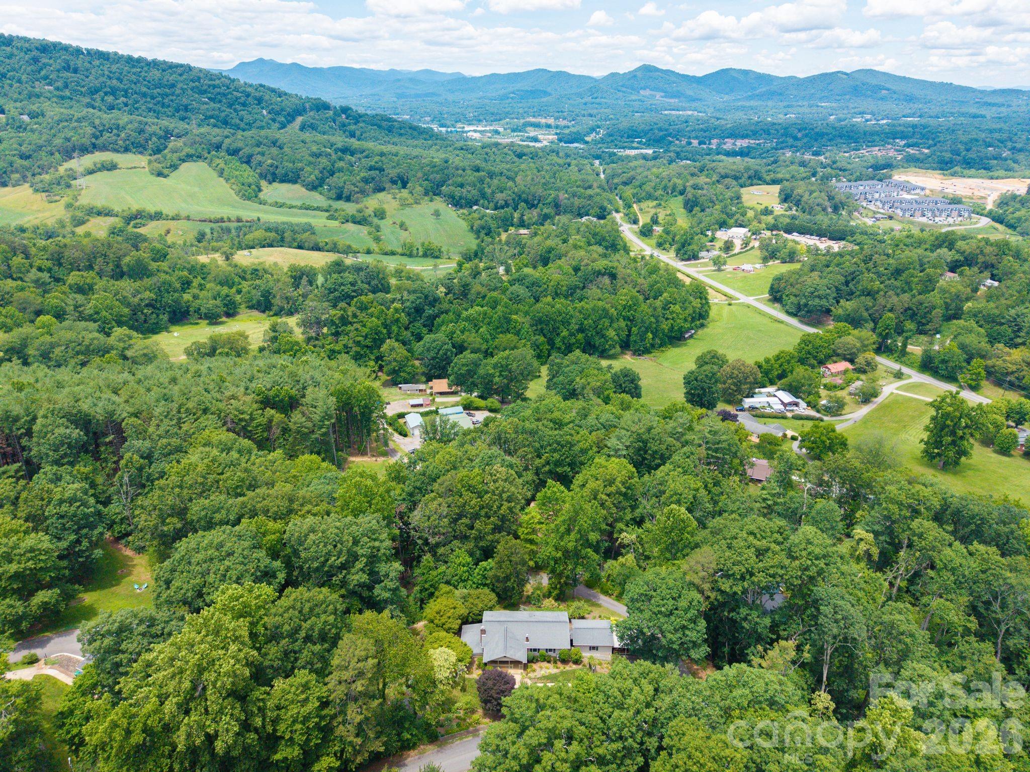 33 Coffey Circle — Asheville