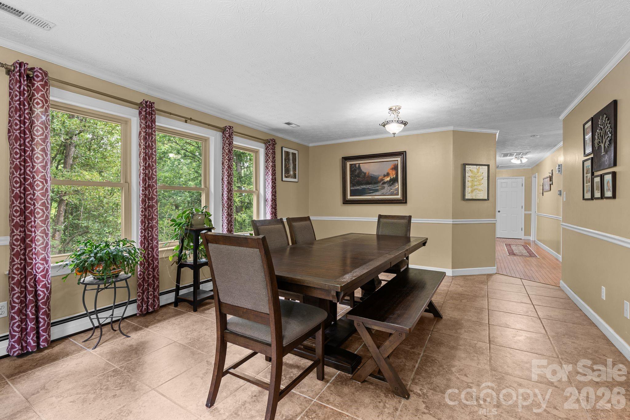 33 Coffey Circle — Asheville