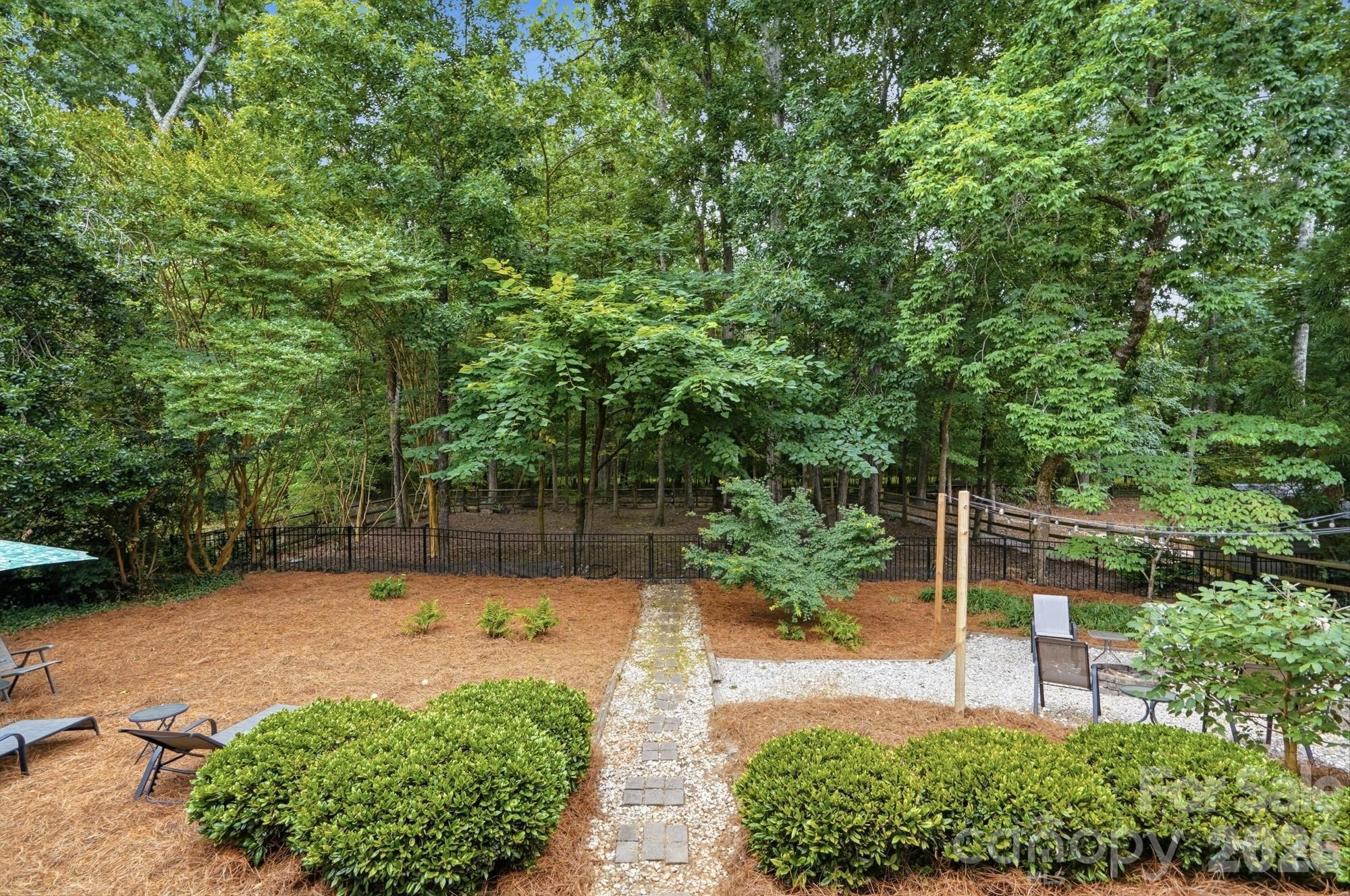 13101 Darby Chase Drive — Charlotte