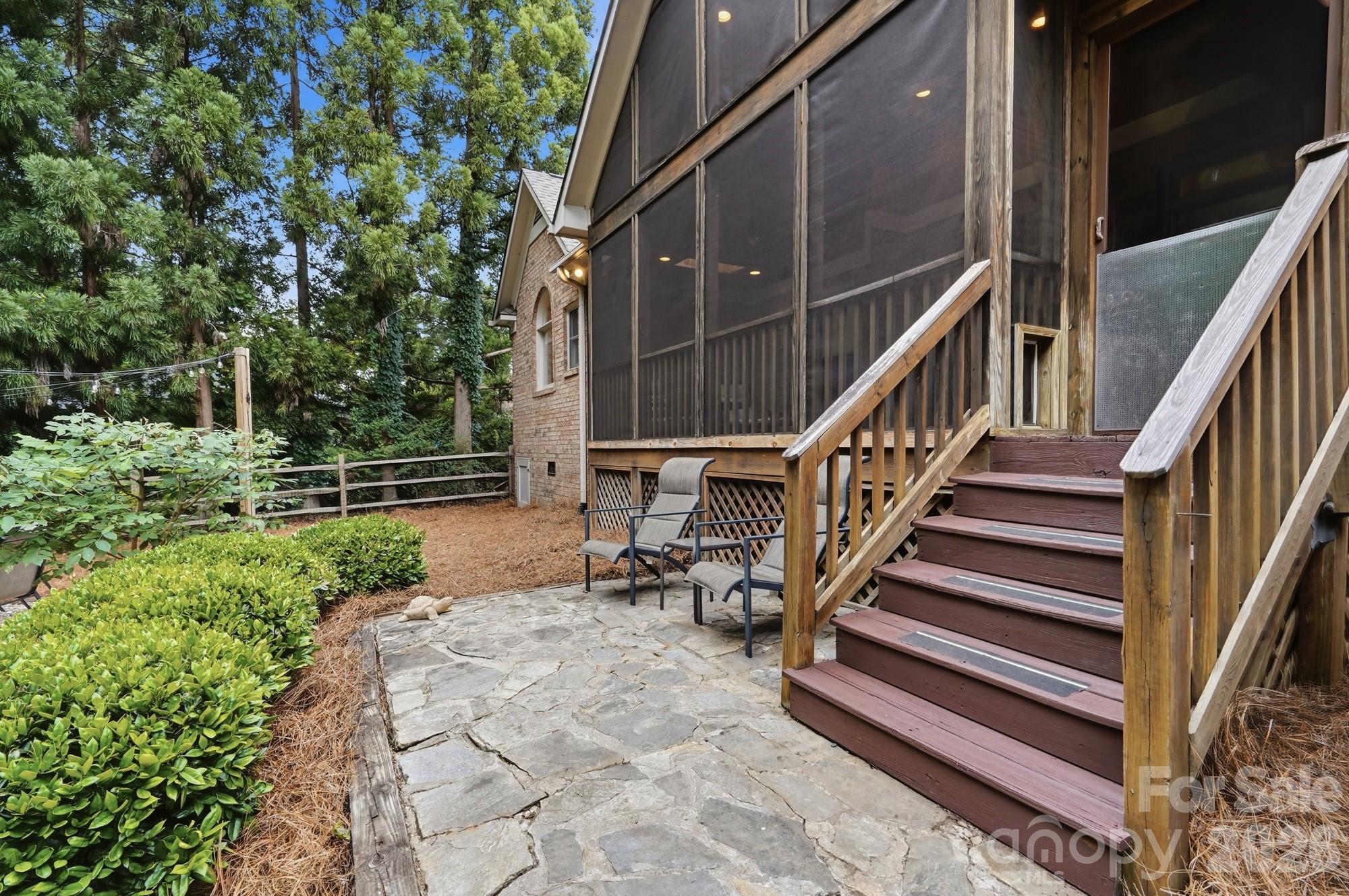 13101 Darby Chase Drive — Charlotte