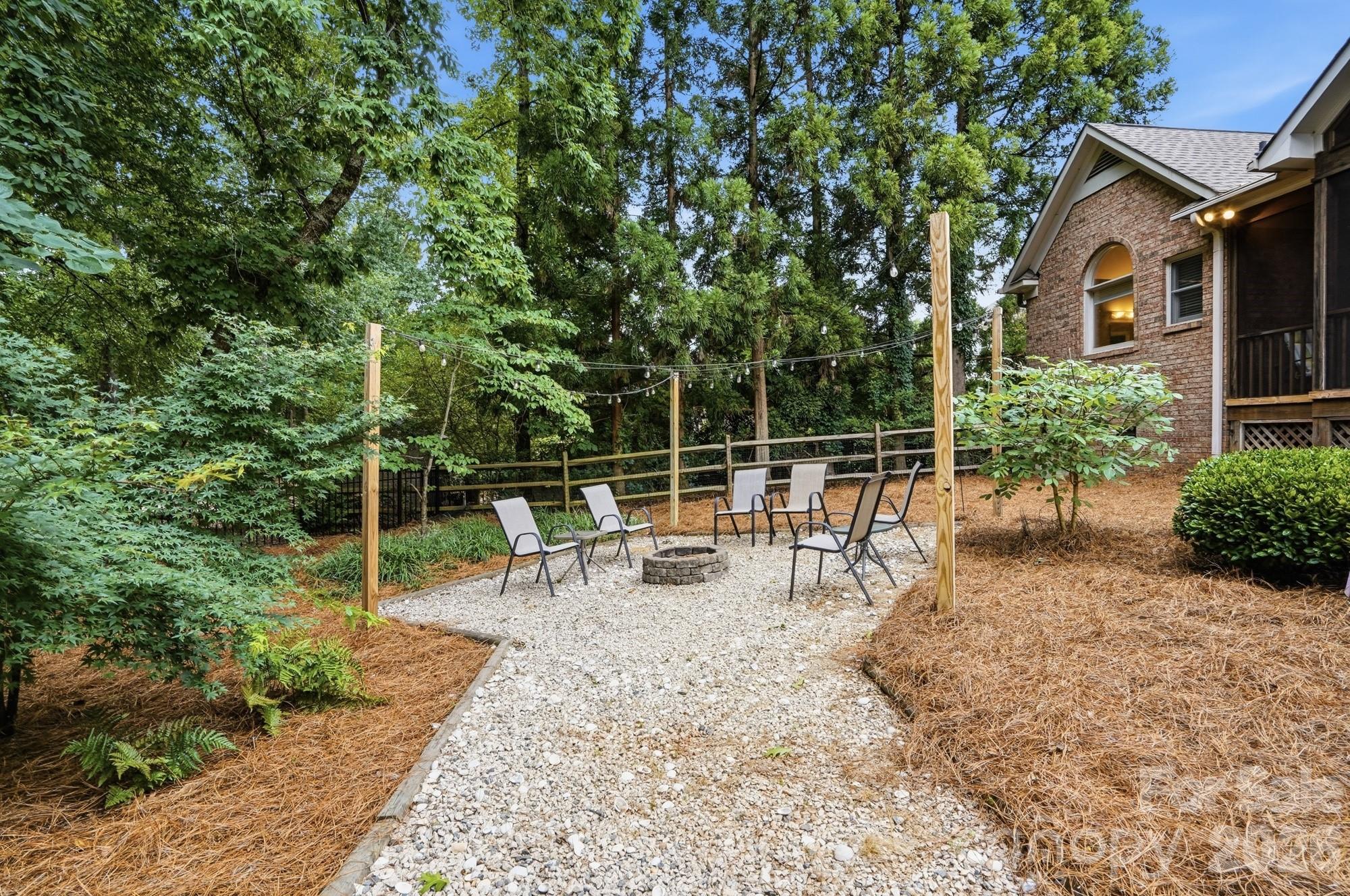 13101 Darby Chase Drive — Charlotte