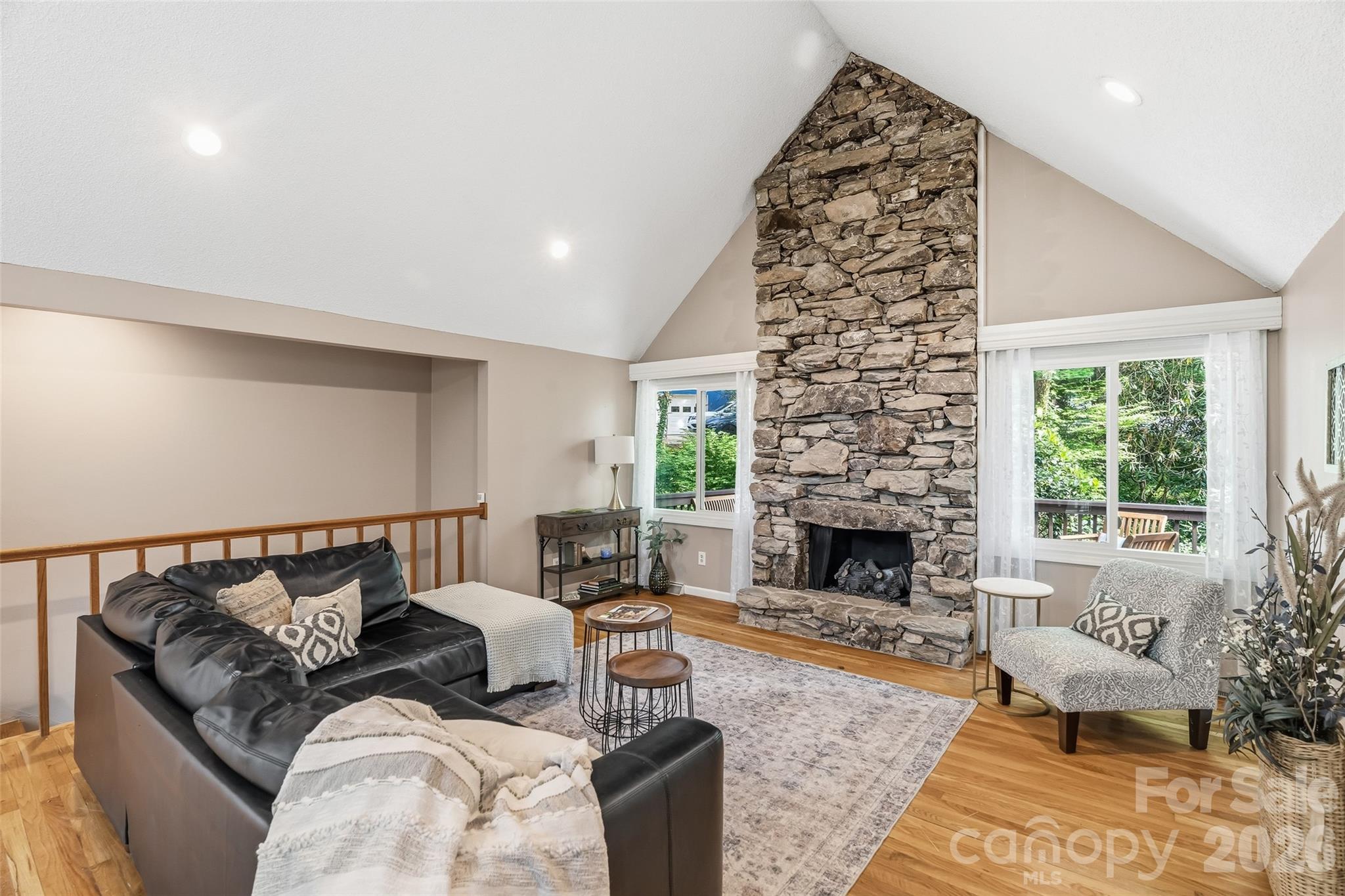 16 Canterbury Drive — Arden