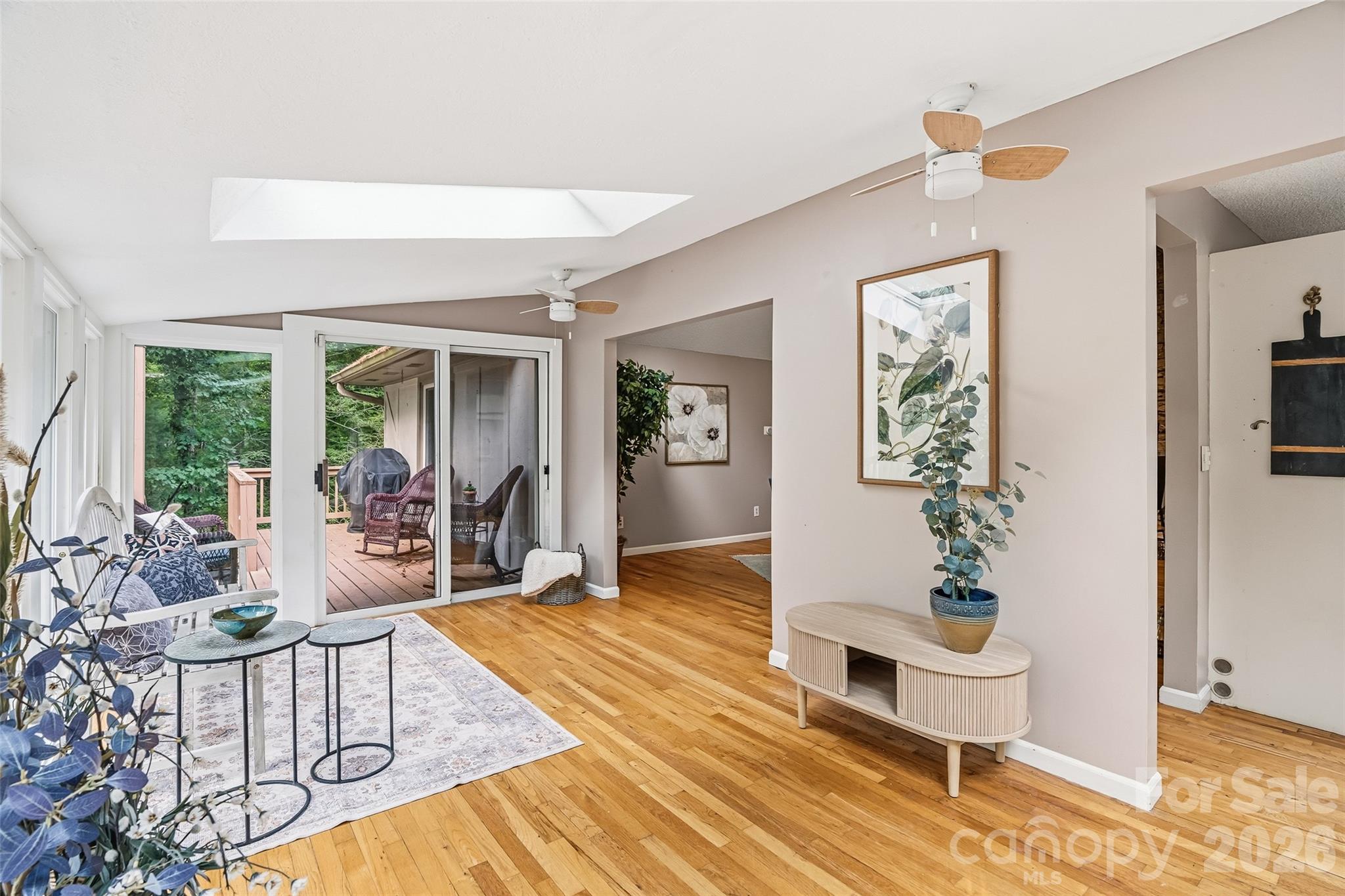 16 Canterbury Drive — Arden