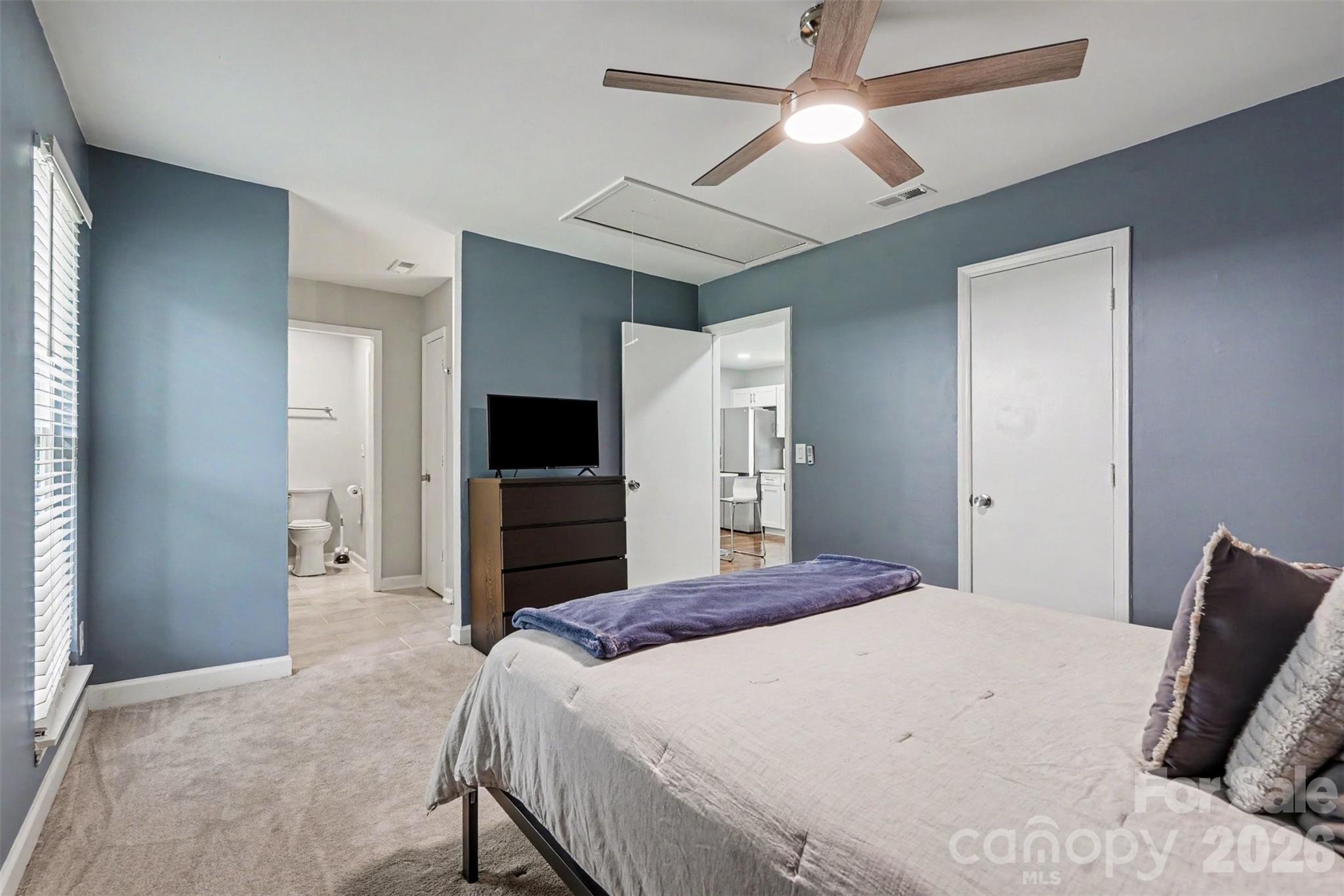 6008 Trysting Road — Charlotte
