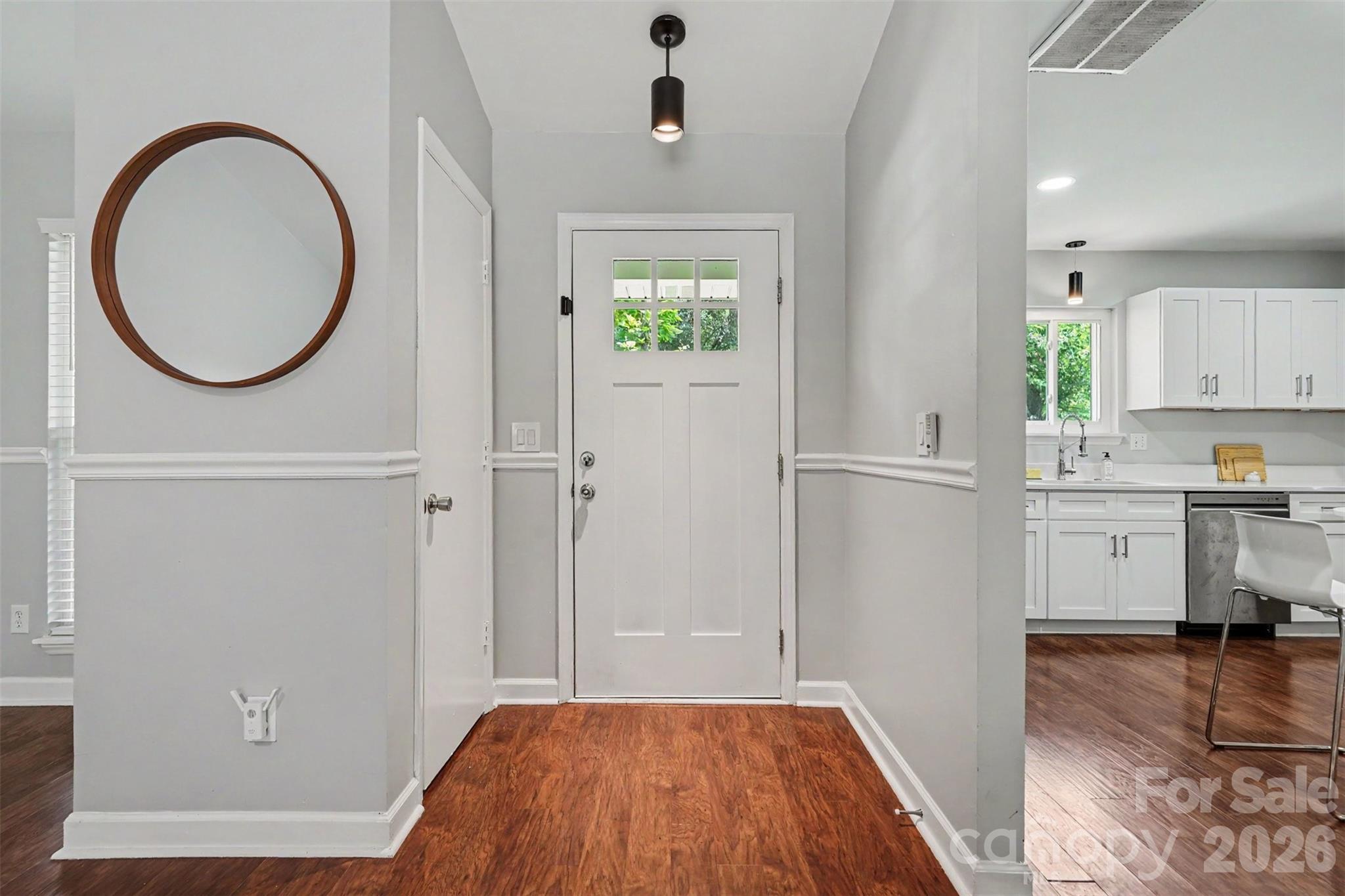 6008 Trysting Road — Charlotte