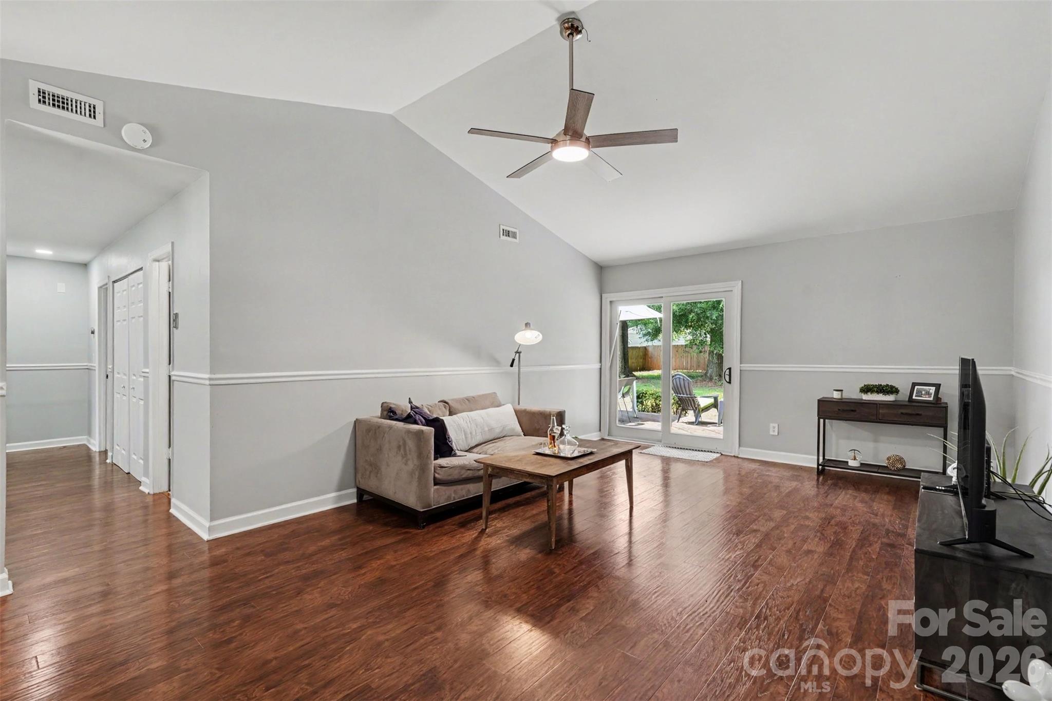 6008 Trysting Road — Charlotte