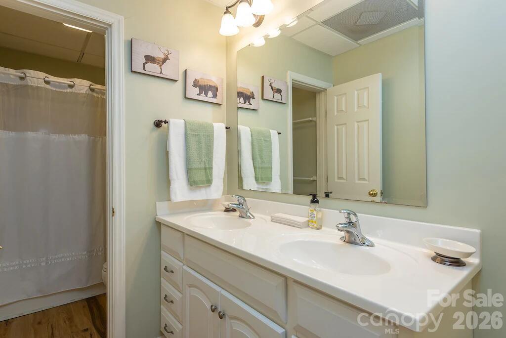 39 Rogers Creek Drive — Bakersville