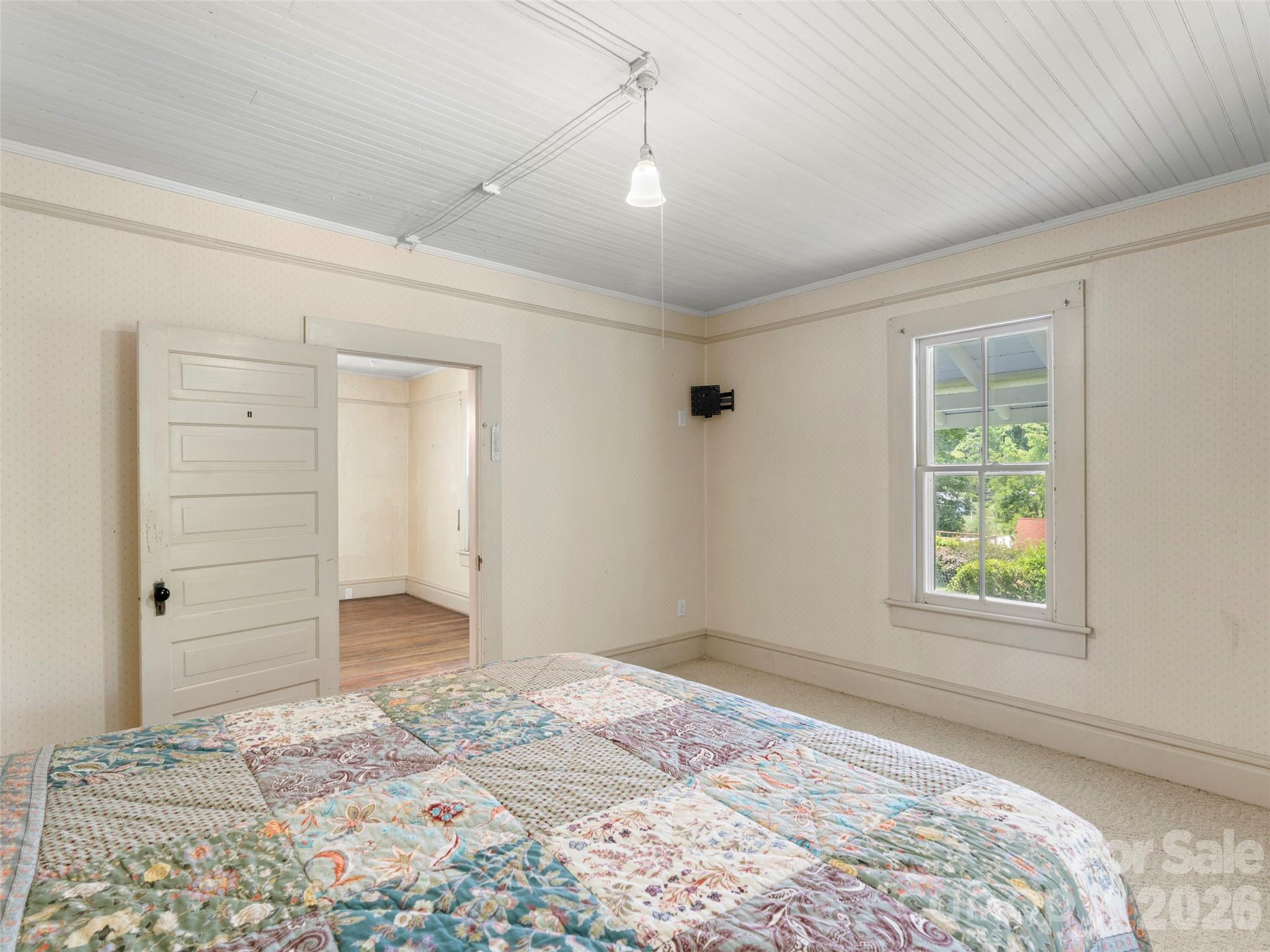 54 Louisiana Avenue — Saluda