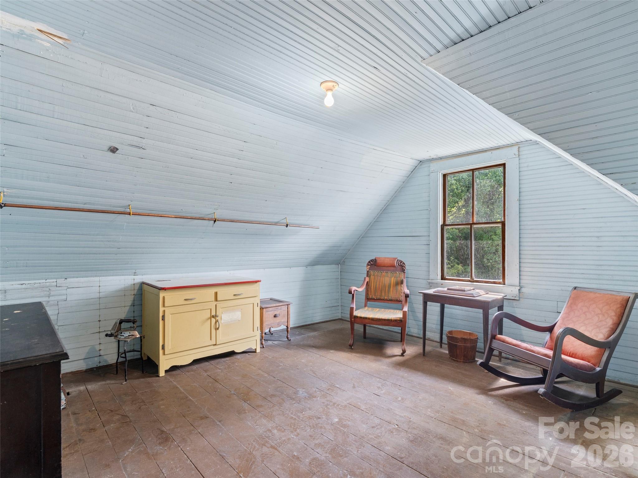 54 Louisiana Avenue — Saluda