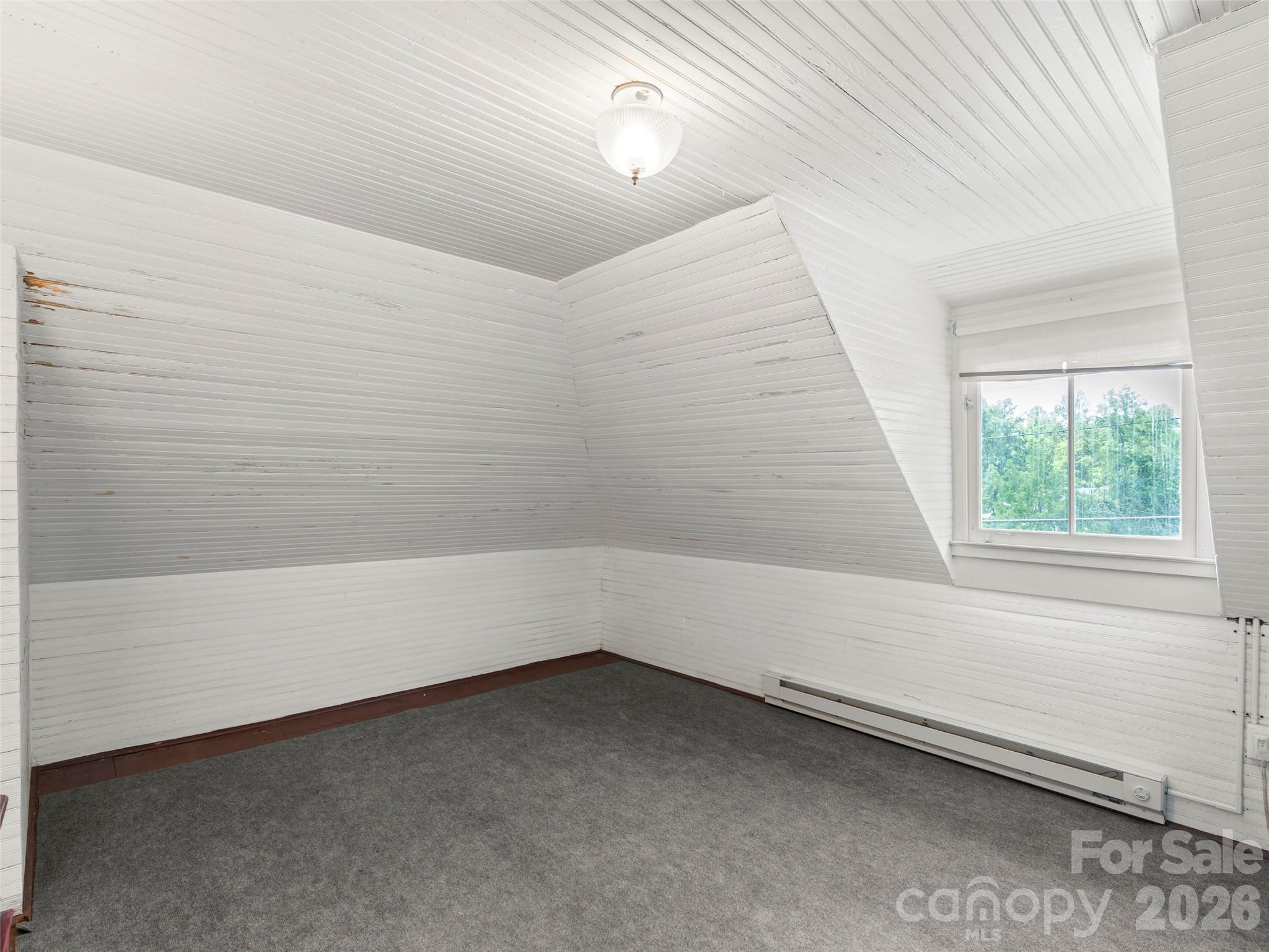 54 Louisiana Avenue — Saluda