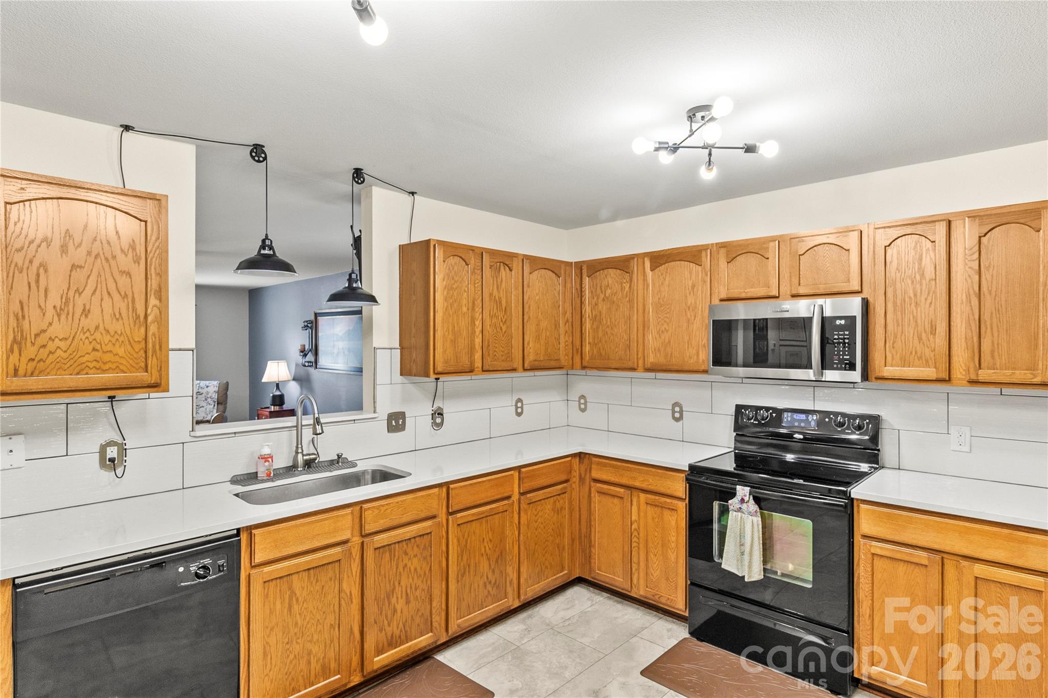 1143 Adirondak Drive — Gastonia