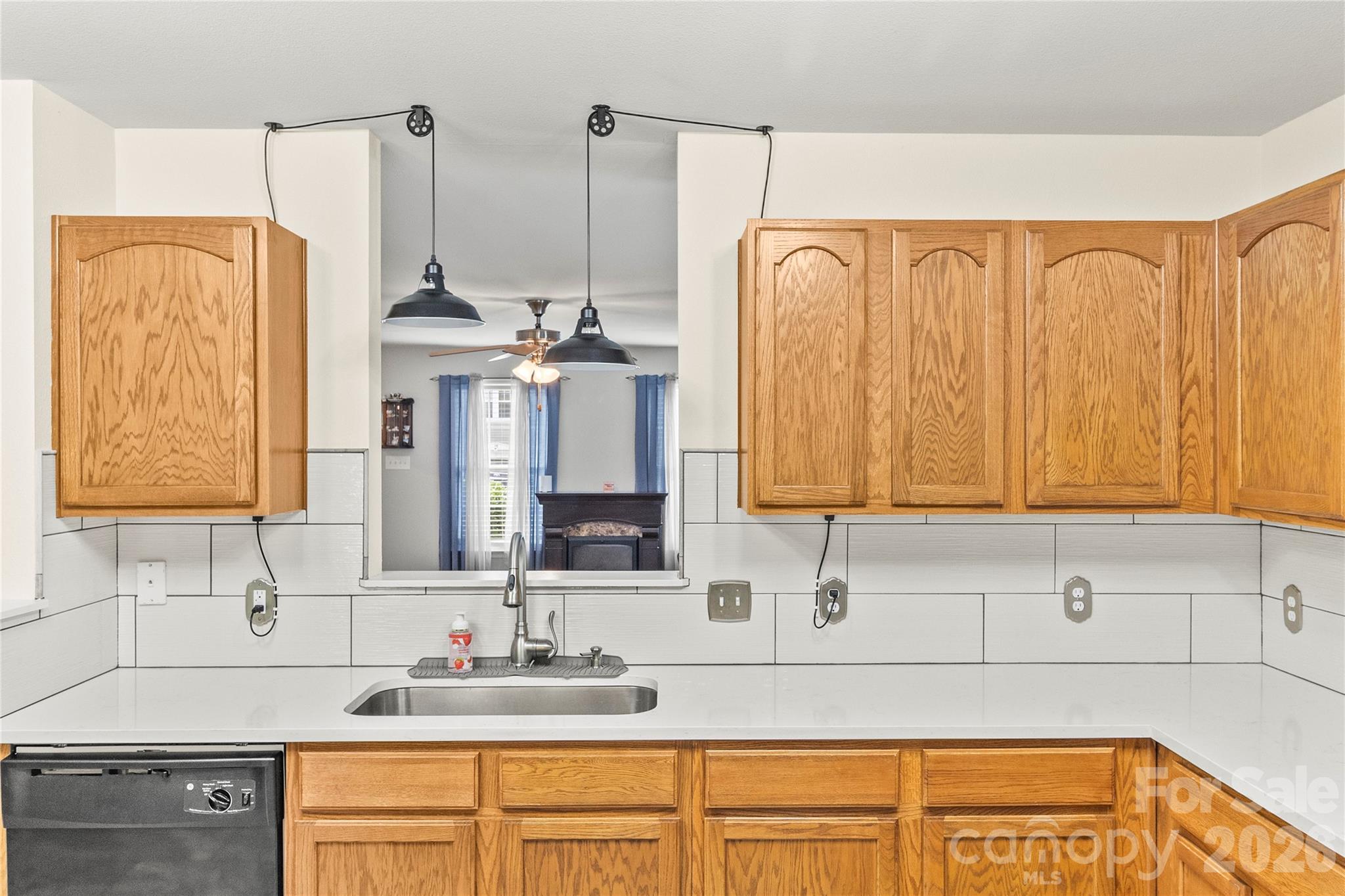 1143 Adirondak Drive — Gastonia