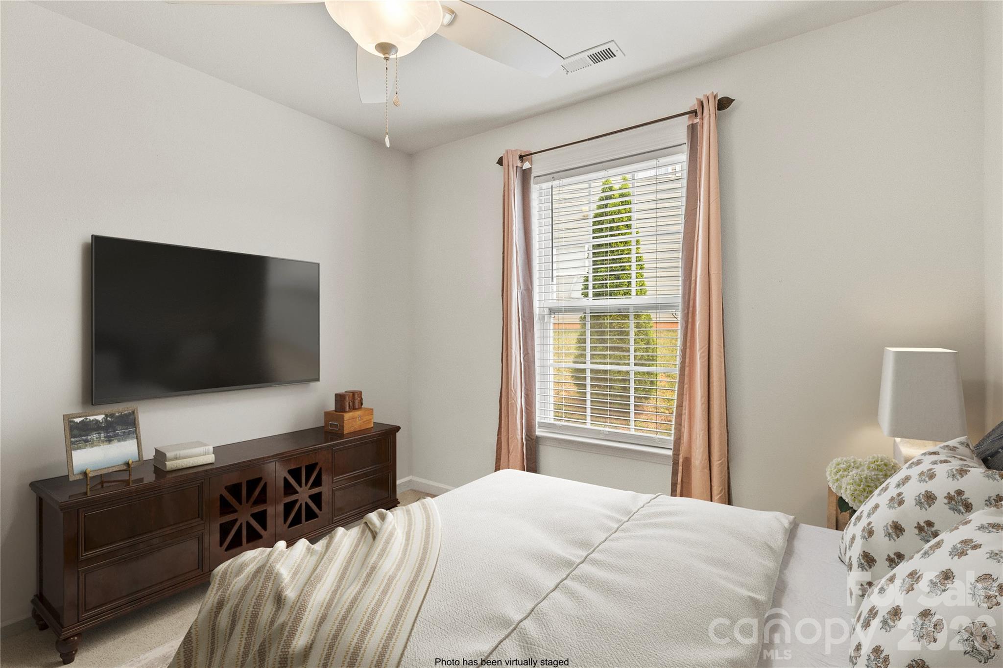1143 Adirondak Drive — Gastonia