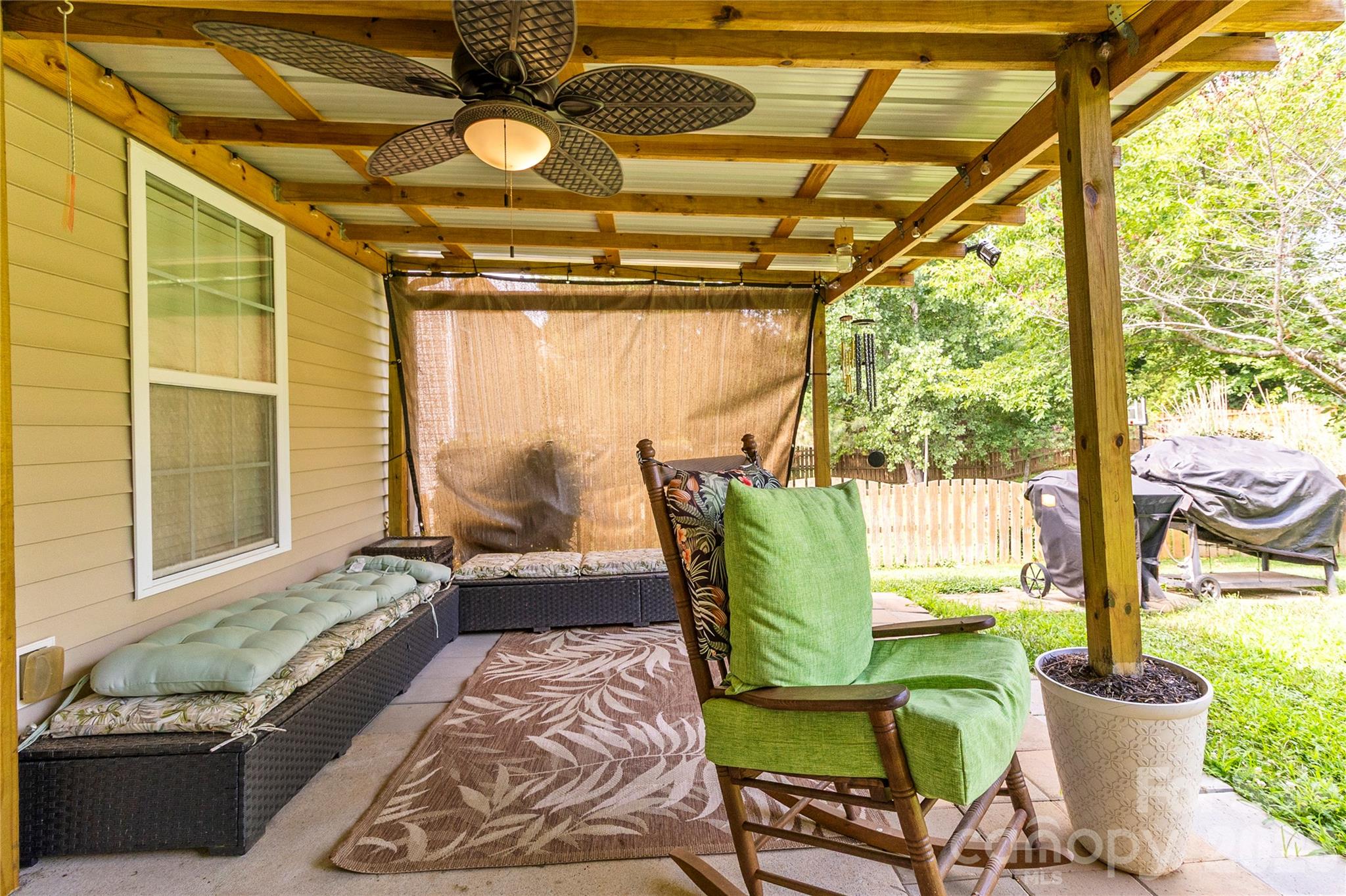 1143 Adirondak Drive — Gastonia