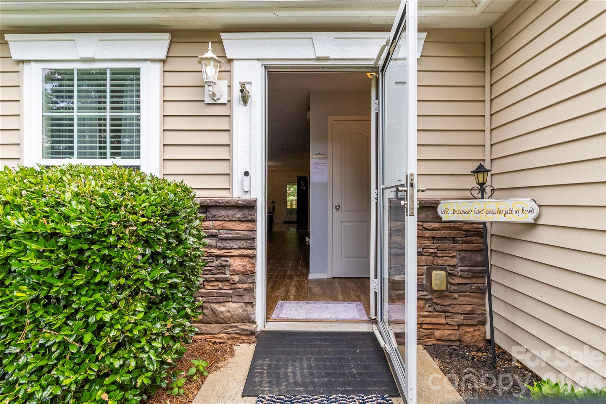 1143 Adirondak Drive — Gastonia