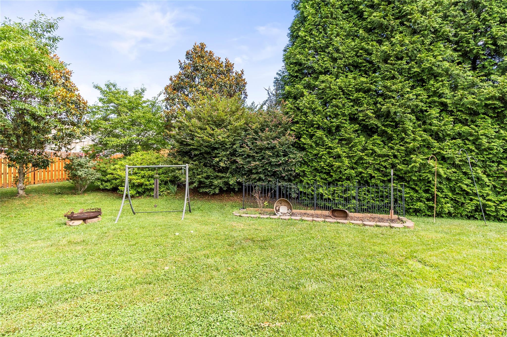 1143 Adirondak Drive — Gastonia