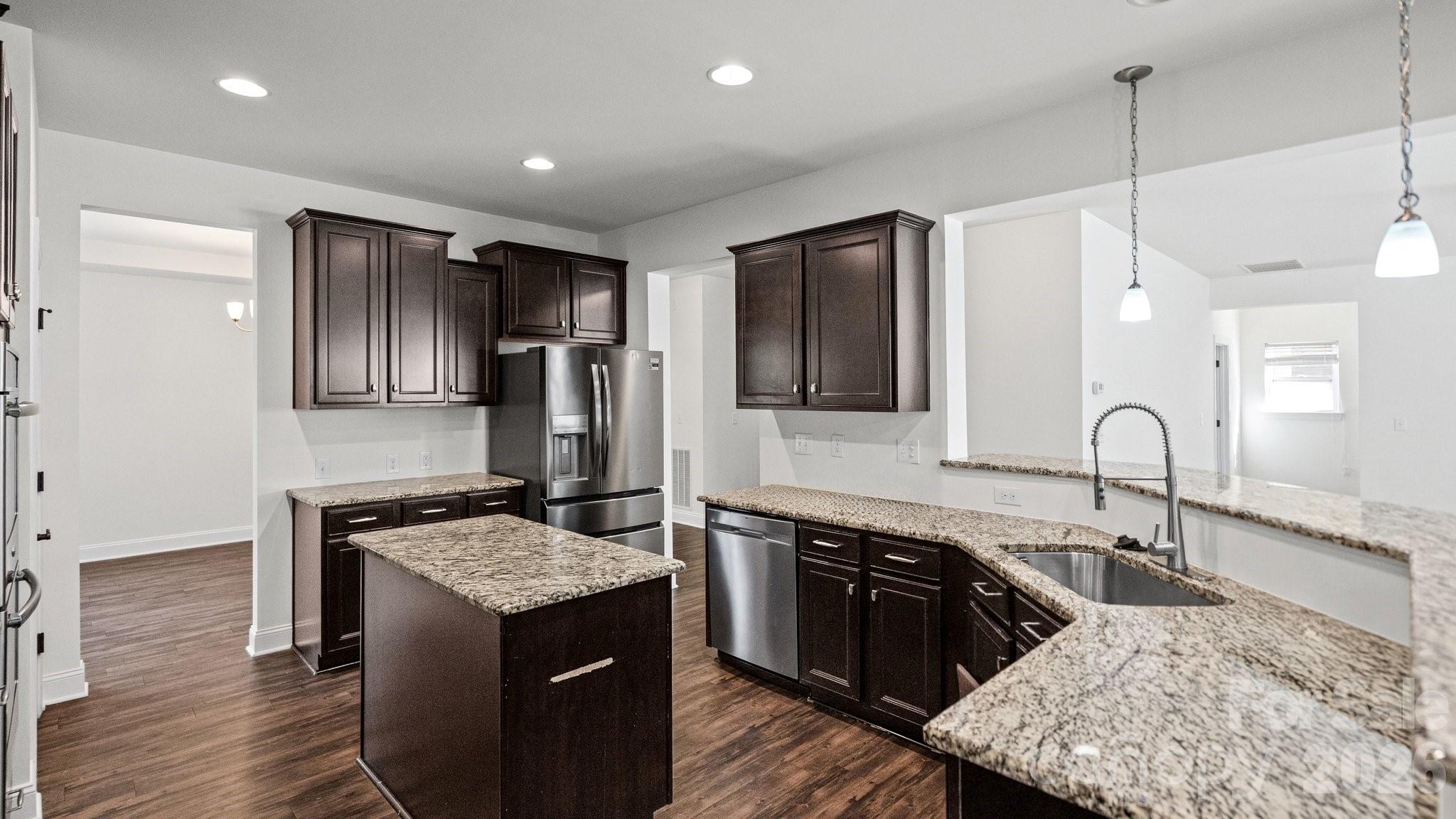 7235 Barefoot Forest Drive — Charlotte