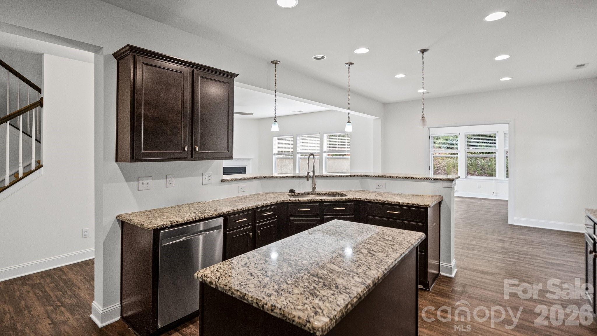 7235 Barefoot Forest Drive — Charlotte