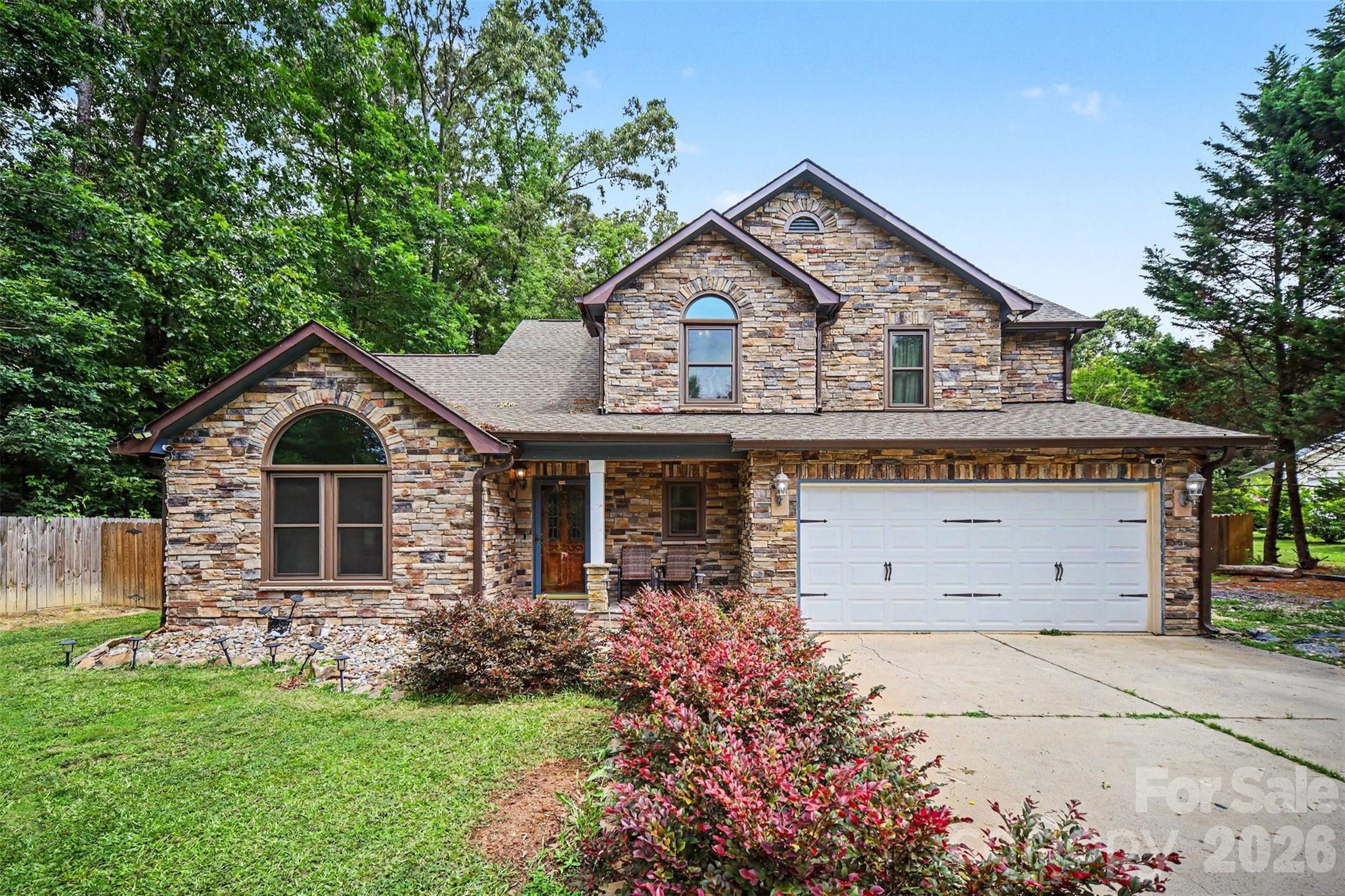 3017 Mill Stream Court — Matthews