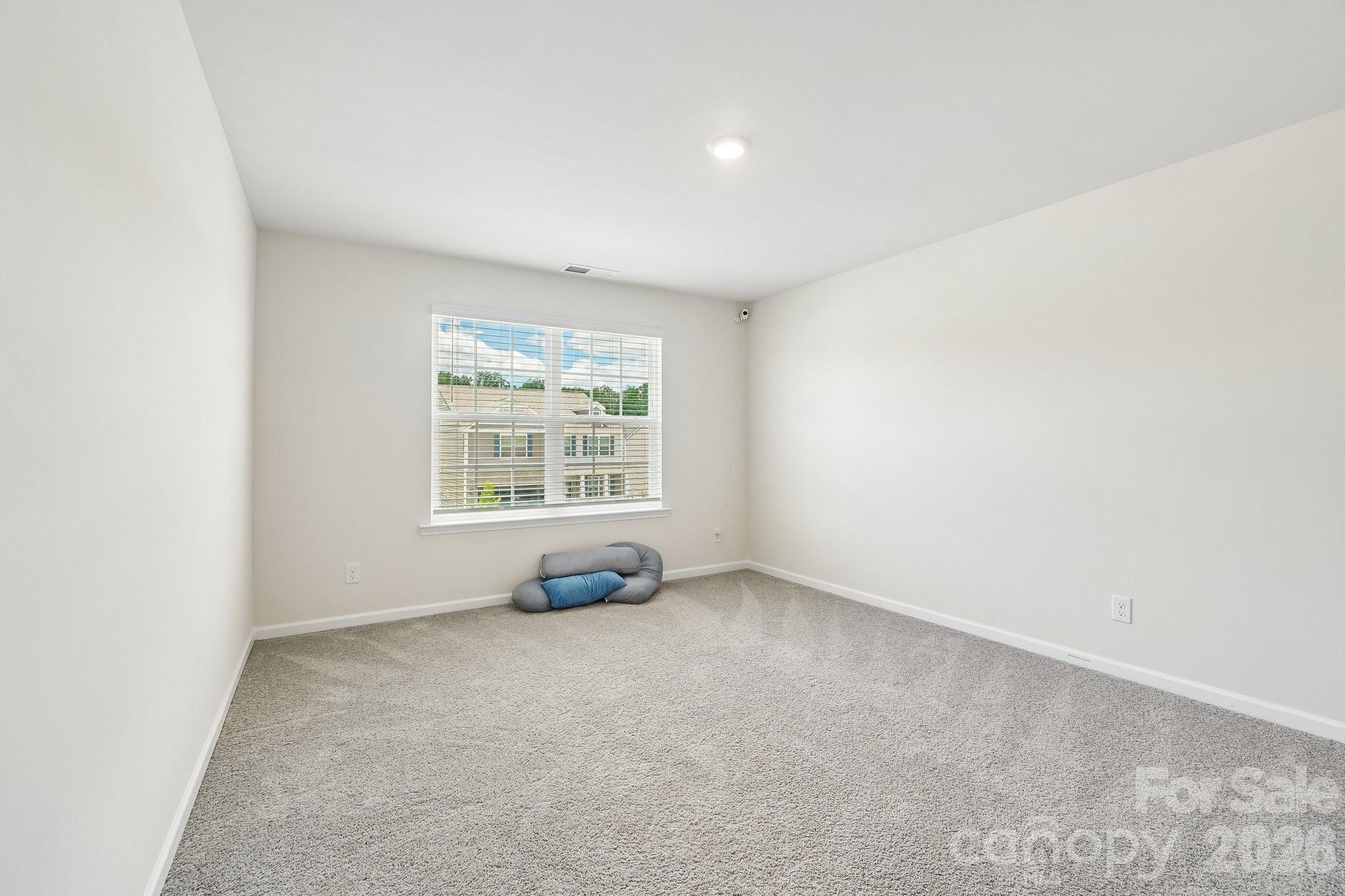 126 Woodhall Way — Troutman