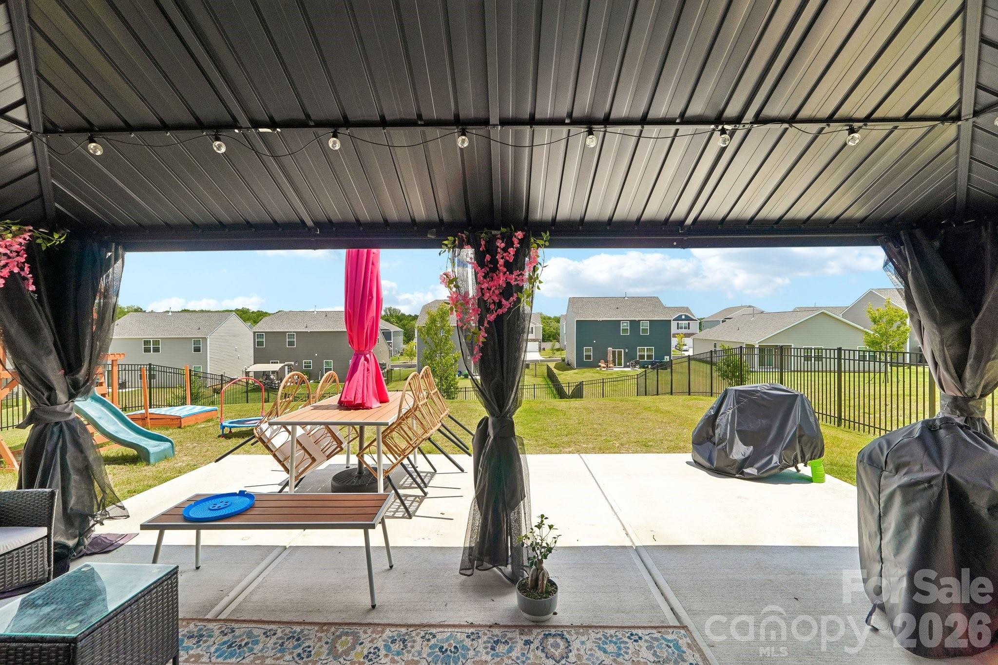 126 Woodhall Way — Troutman