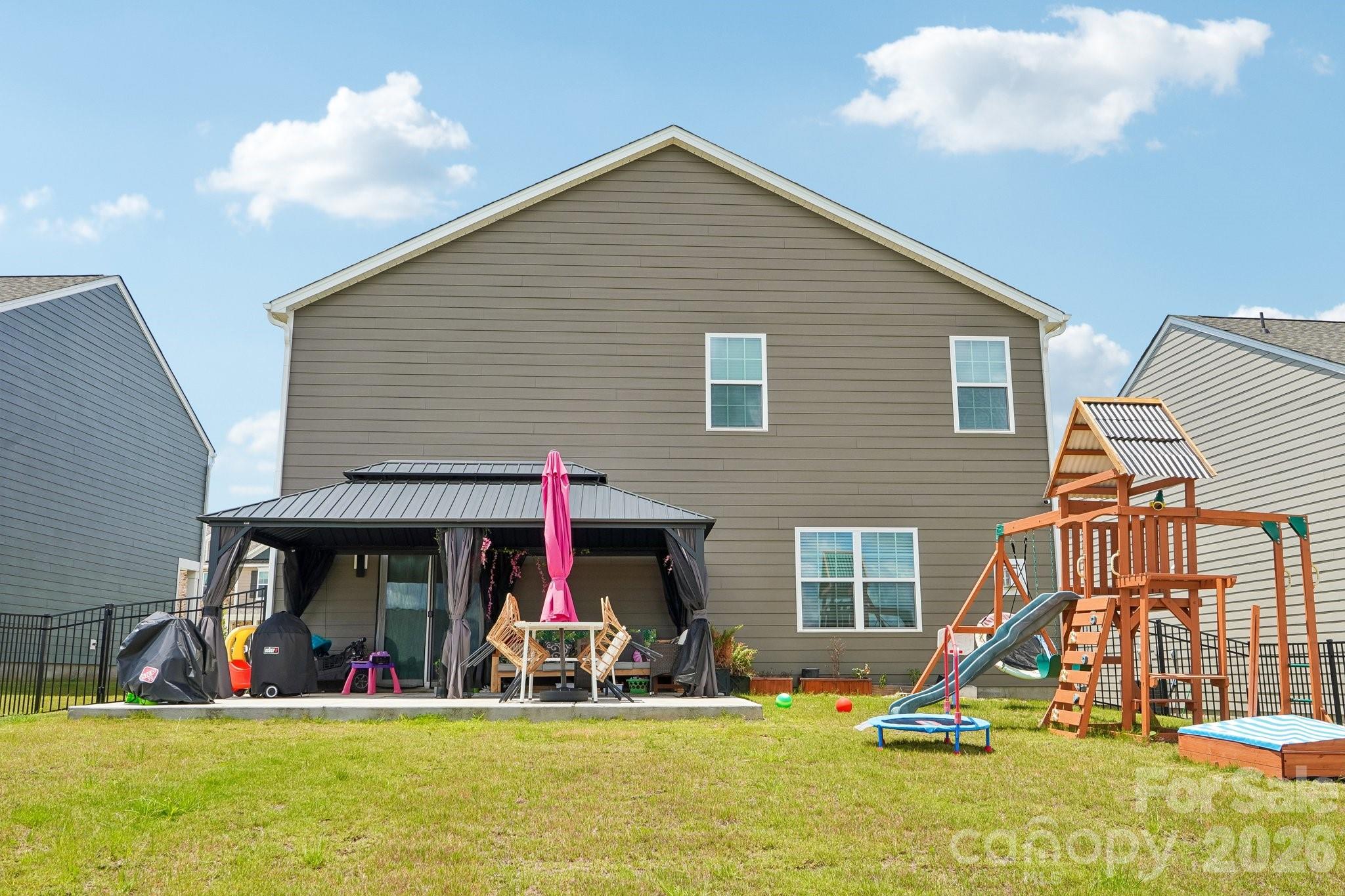 126 Woodhall Way — Troutman