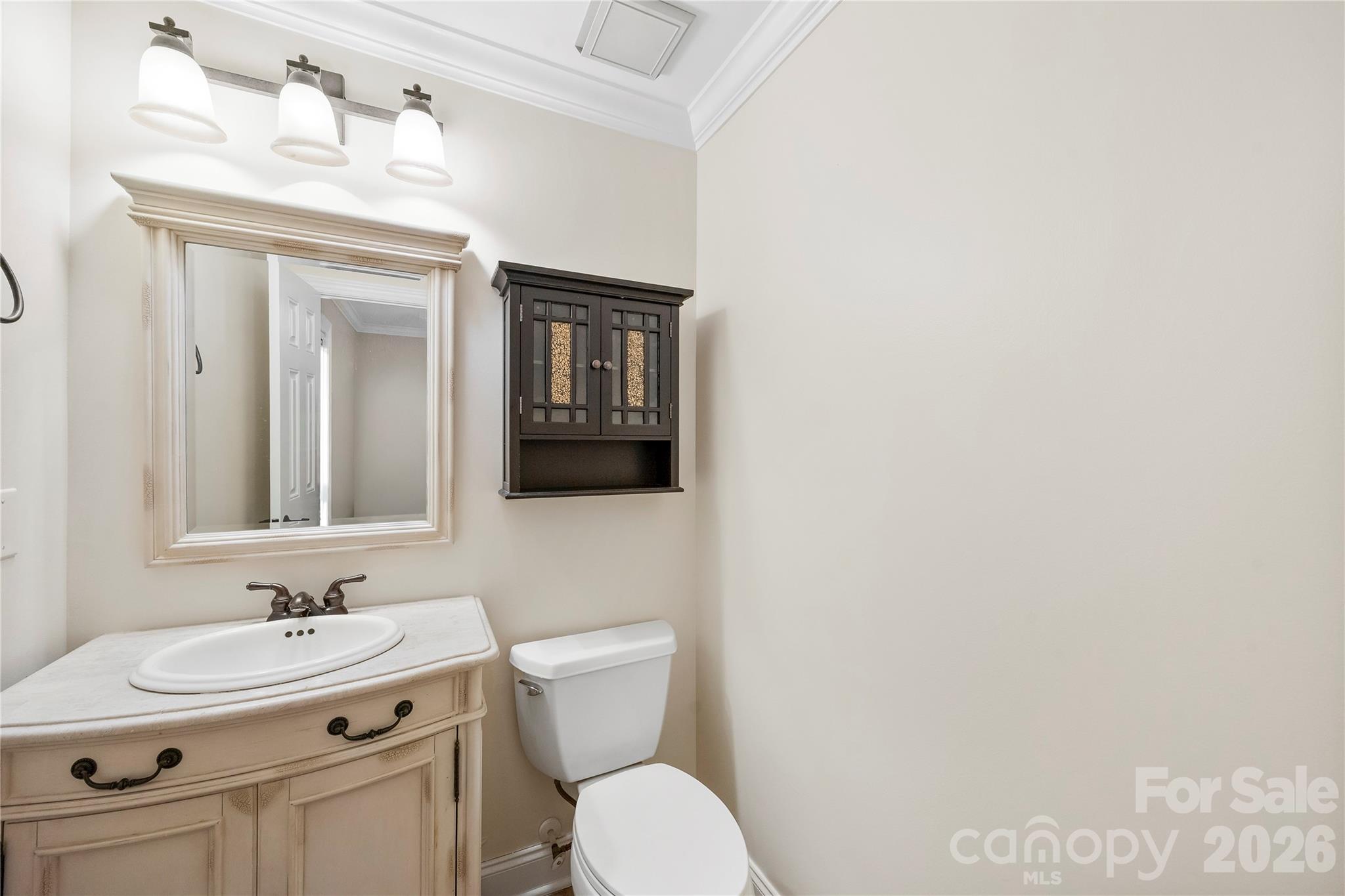 1050 Hay Row Road — Clover