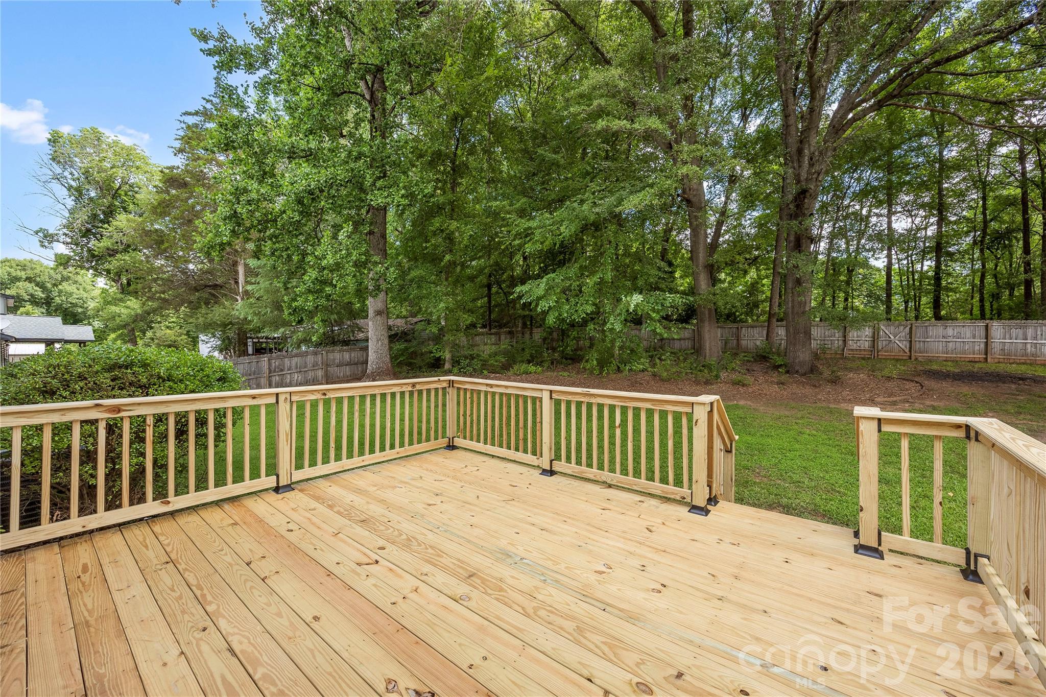 1050 Hay Row Road — Clover