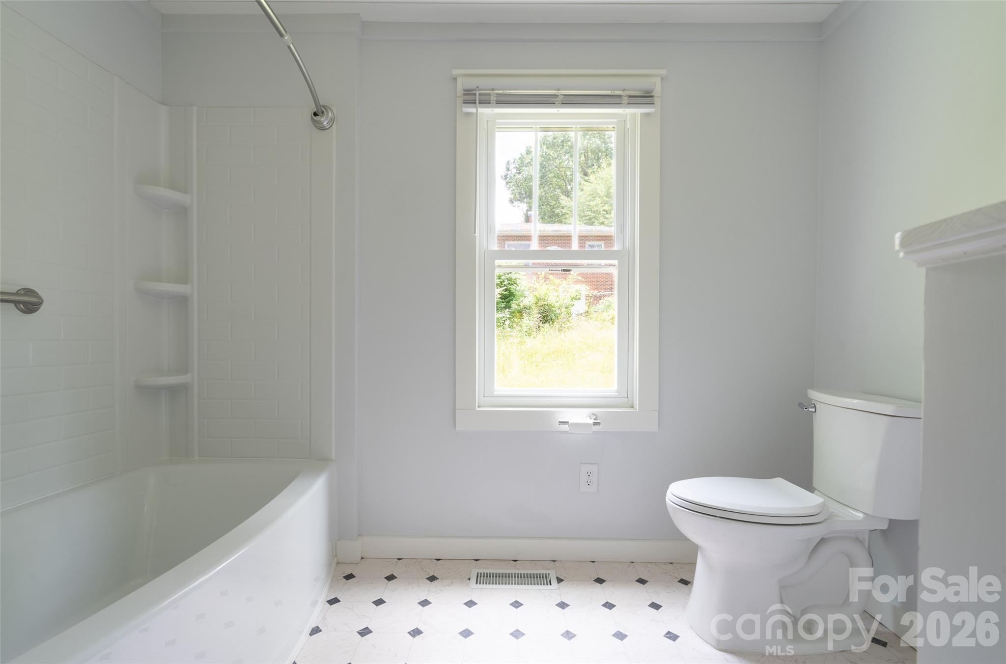 250 Oakdale Street — Brevard