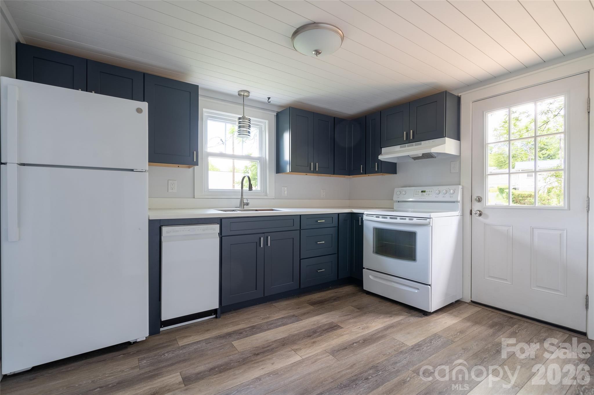 250 Oakdale Street — Brevard