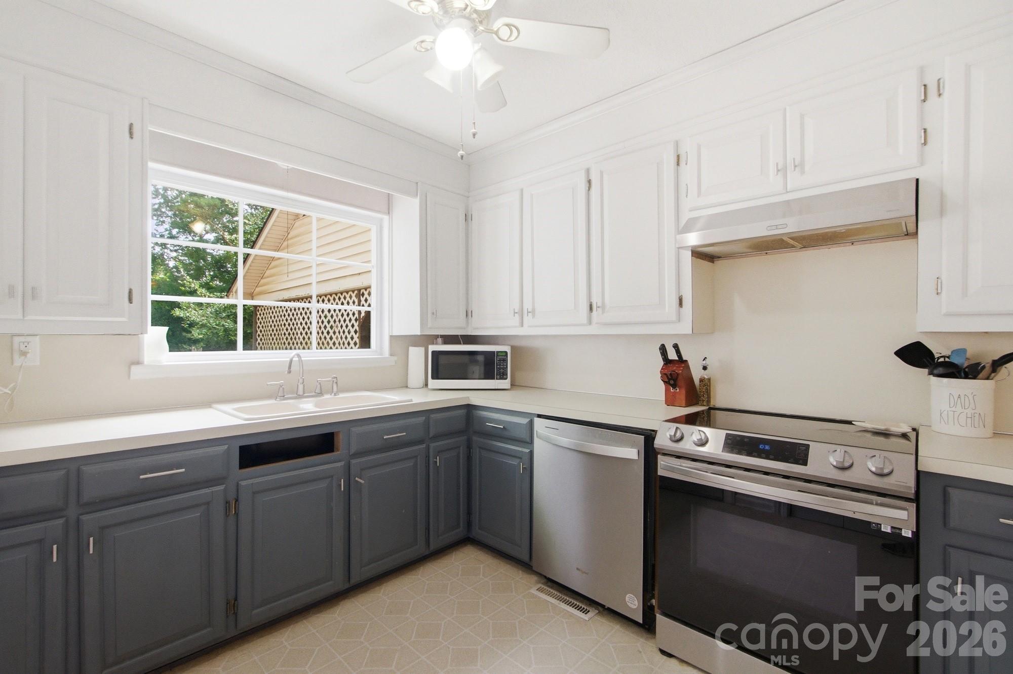 1616 Statesville Boulevard — Salisbury