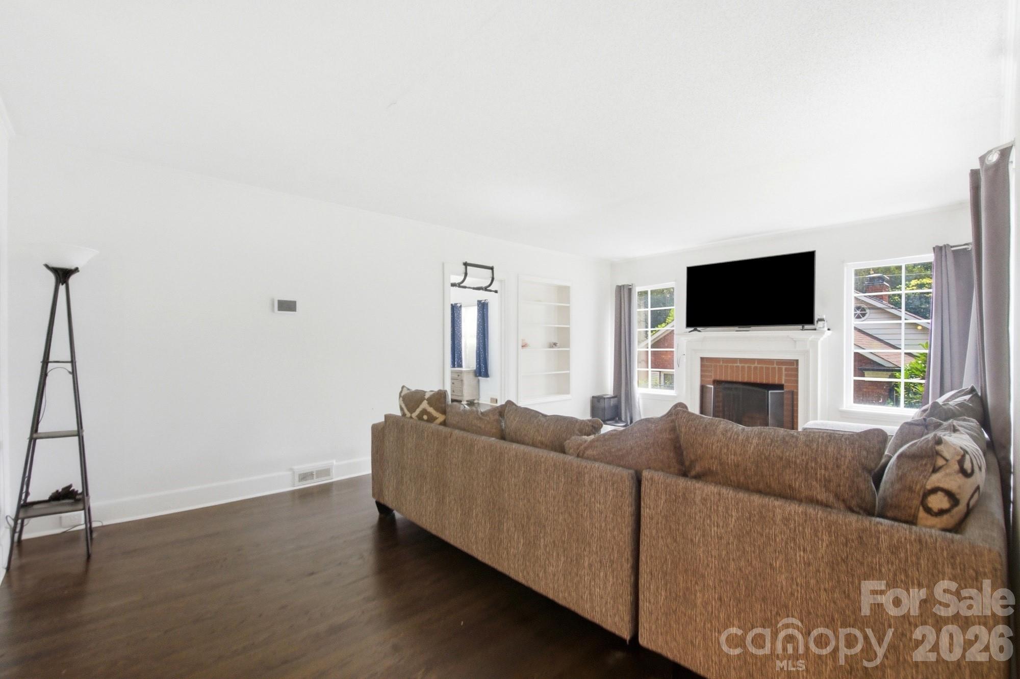 1616 Statesville Boulevard — Salisbury