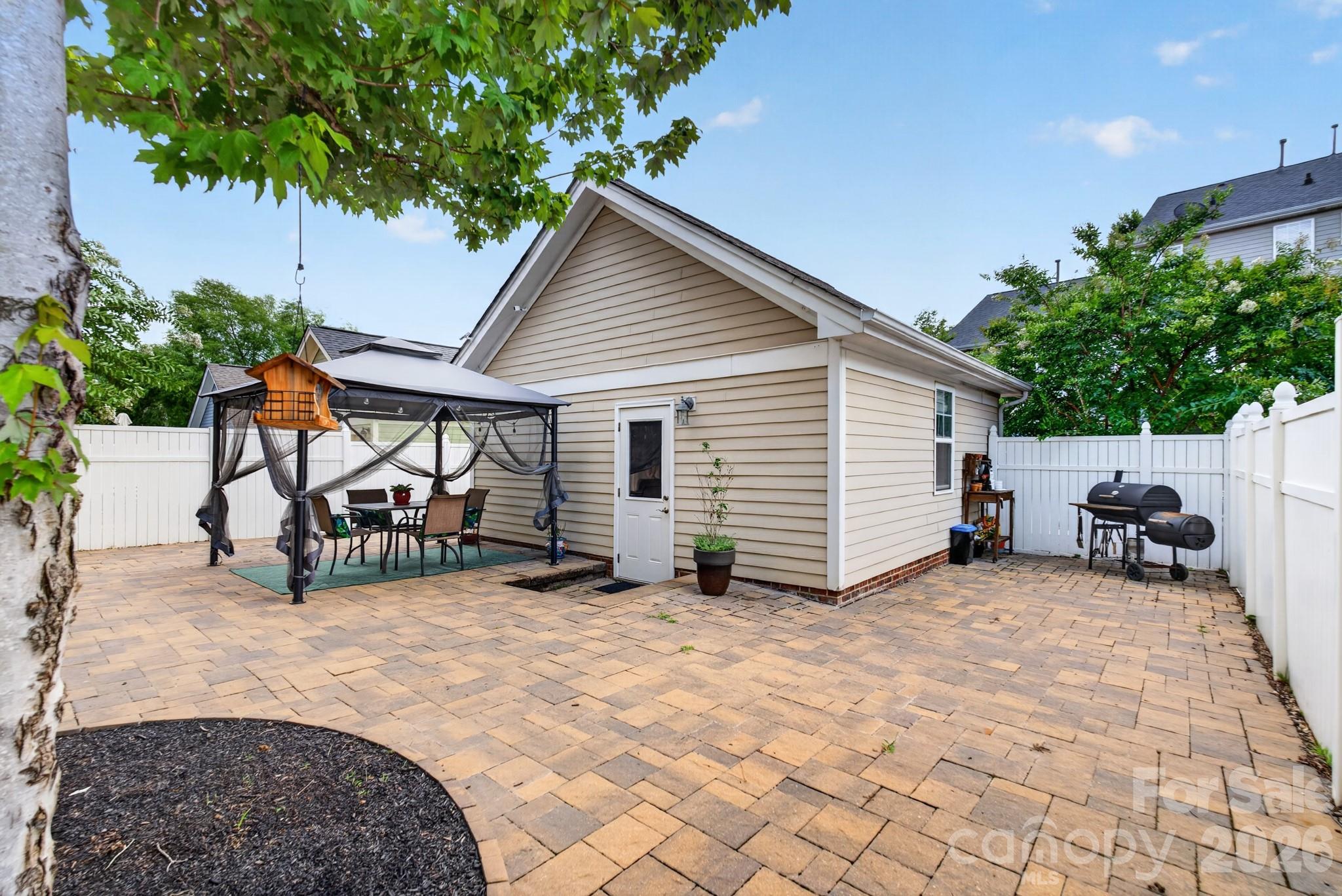 10102 Tolleson Avenue — Charlotte