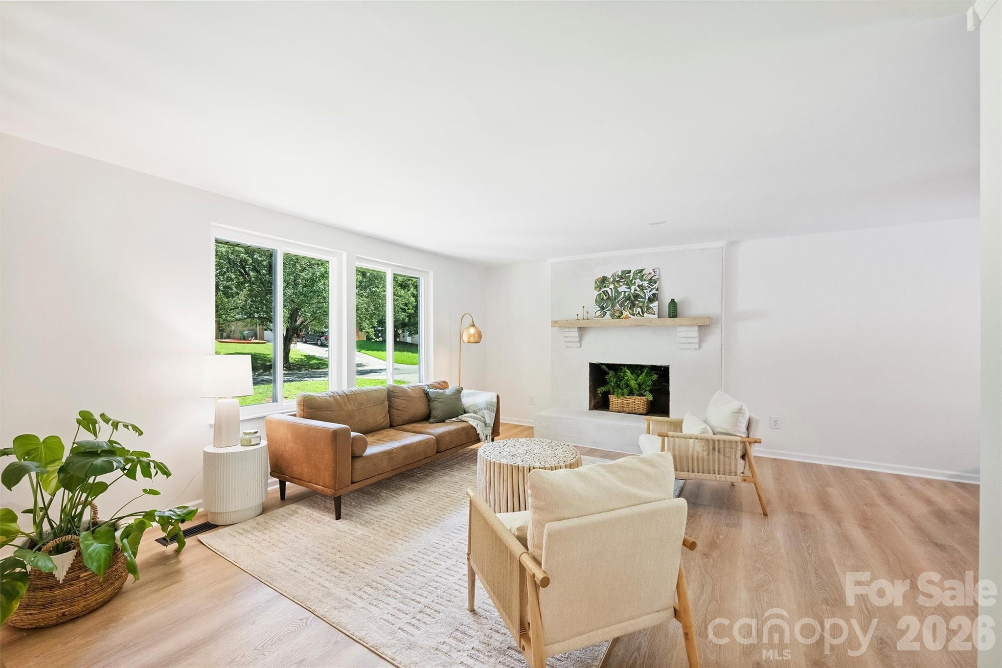 7323 Rollingridge Drive — Charlotte