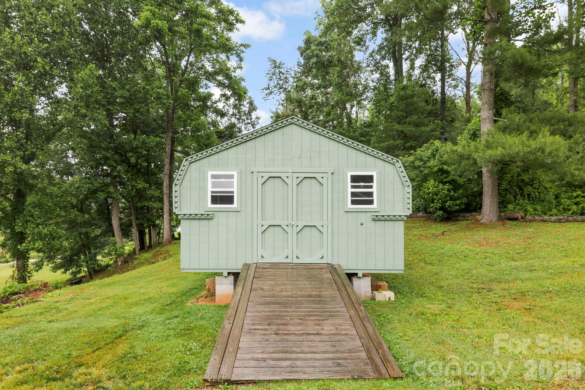 135 Herron Cove Road — Weaverville