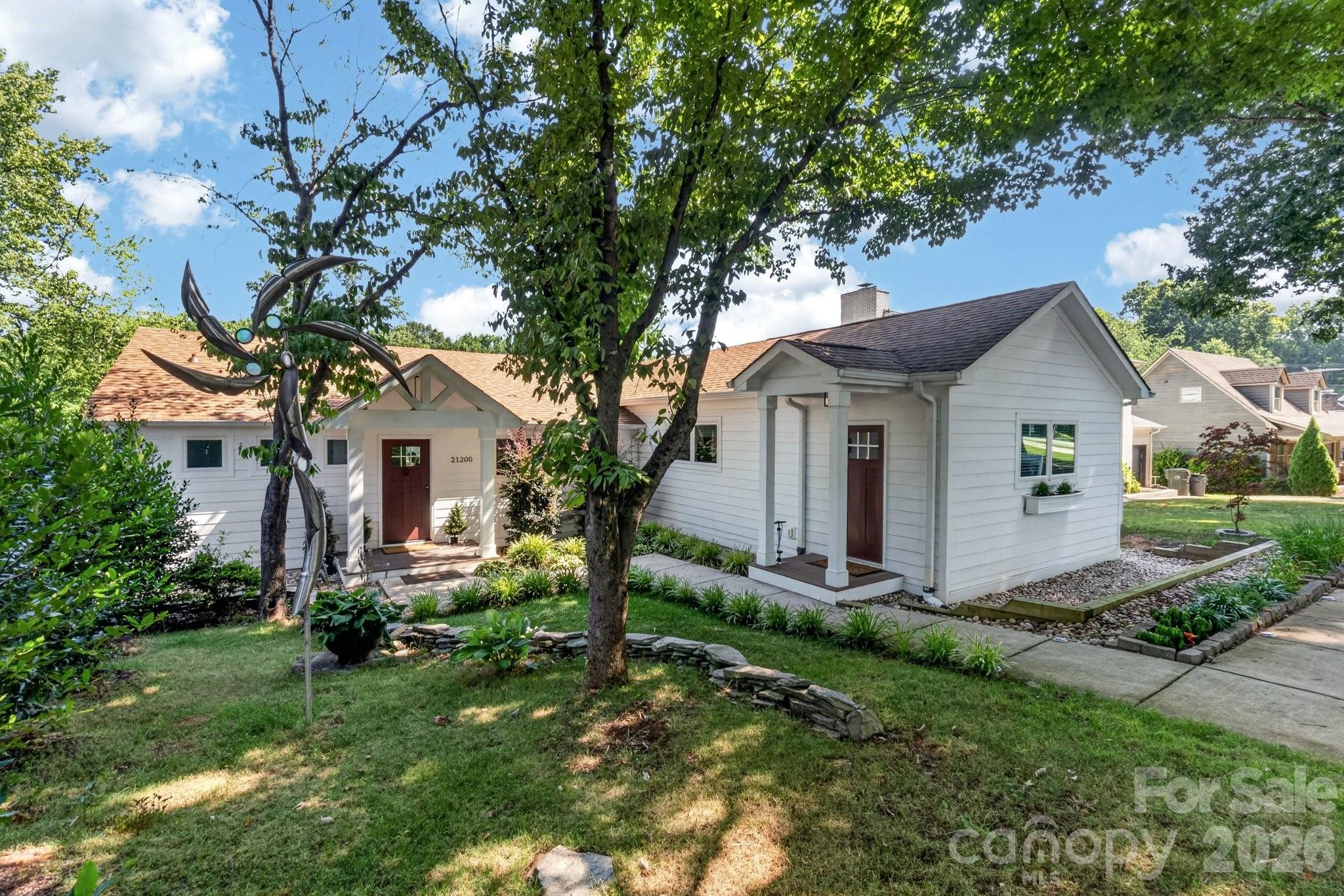 21200 Rio Oro Drive — Cornelius