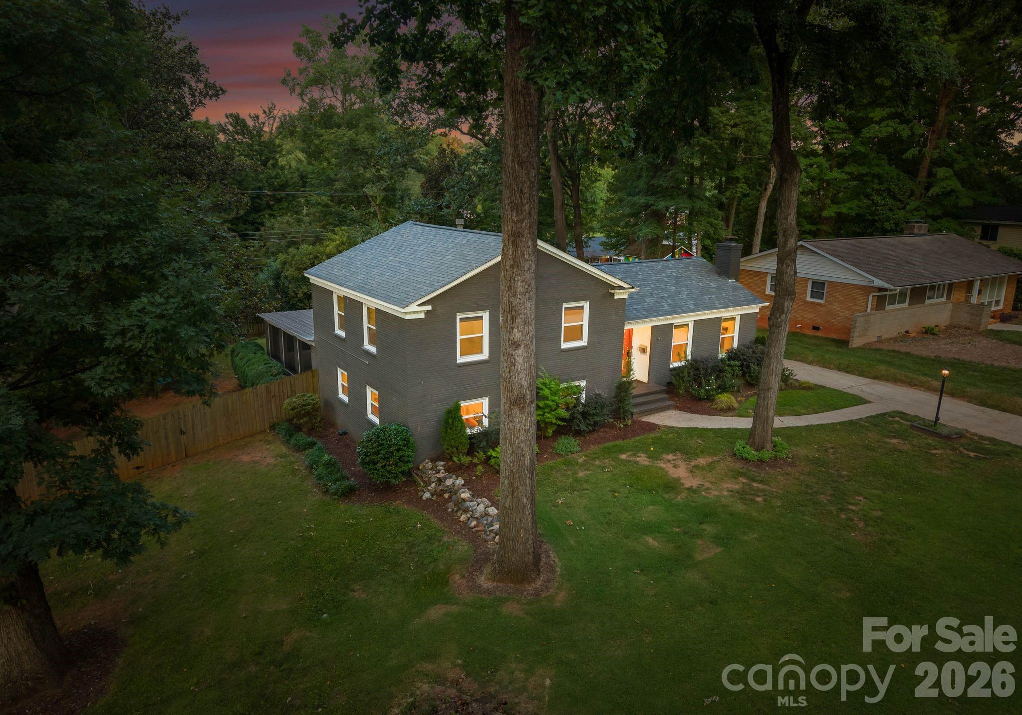 5301 Glenham Drive — Charlotte