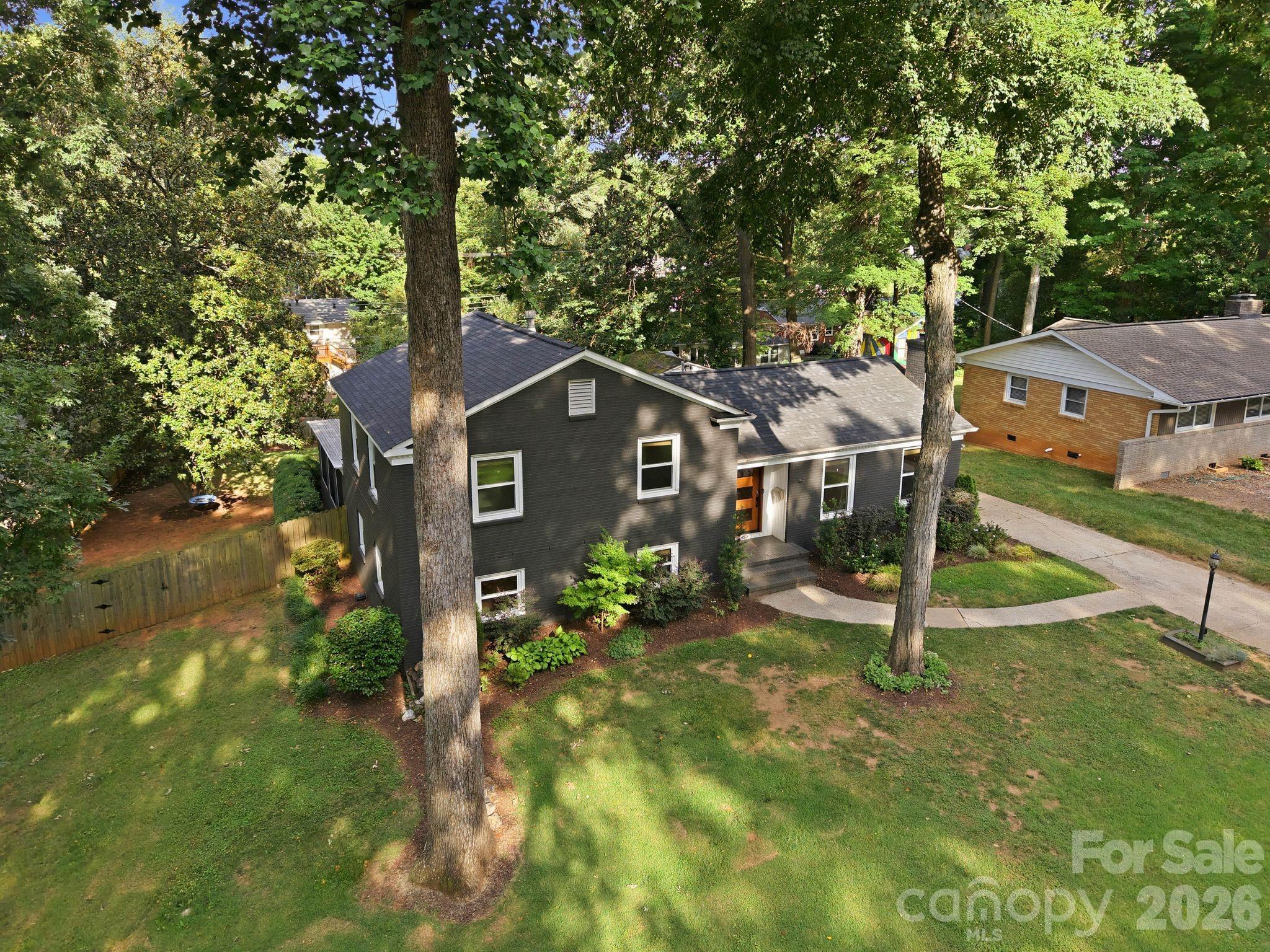 5301 Glenham Drive — Charlotte