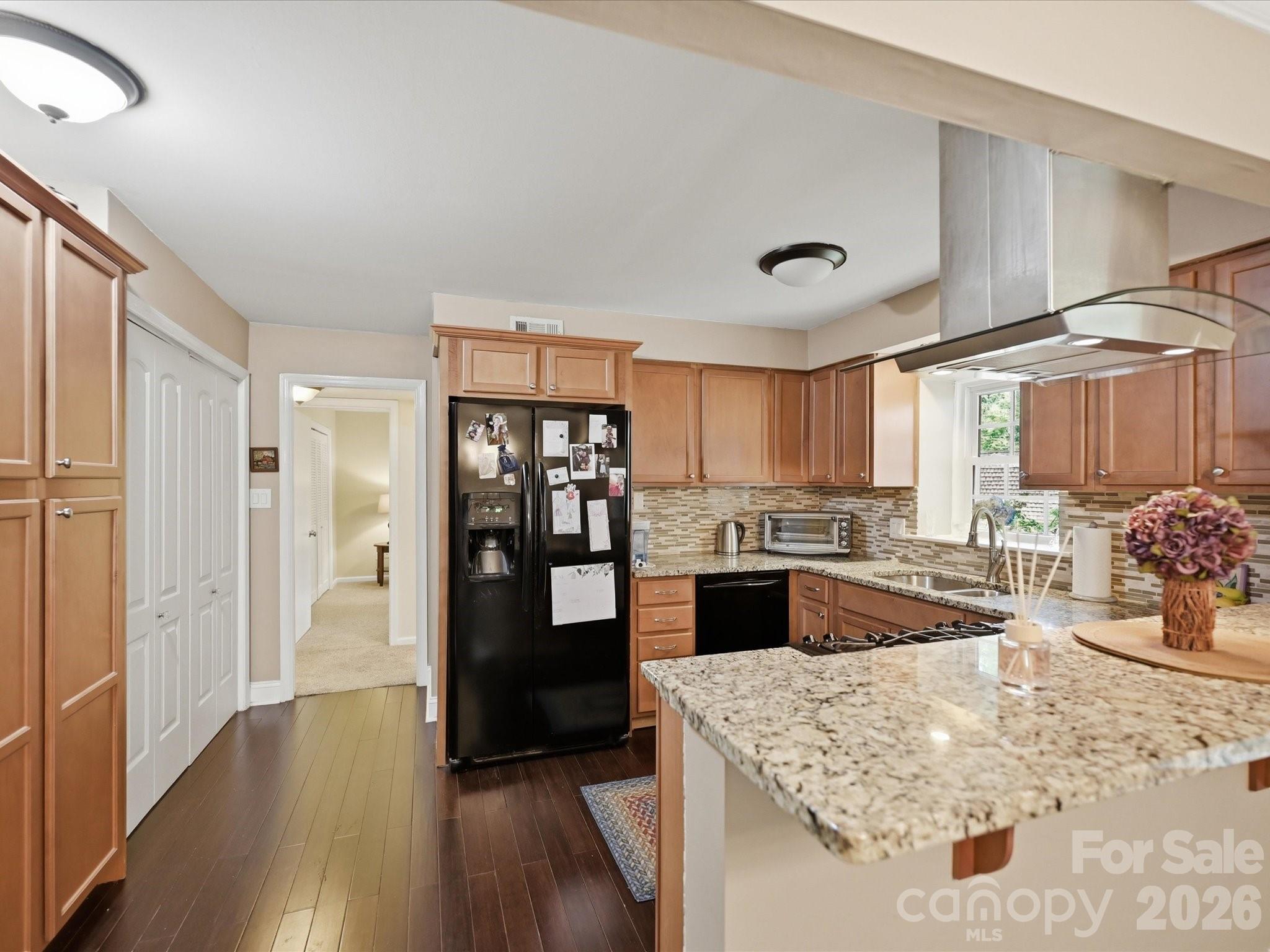 2233 Rexford Road #C — Charlotte