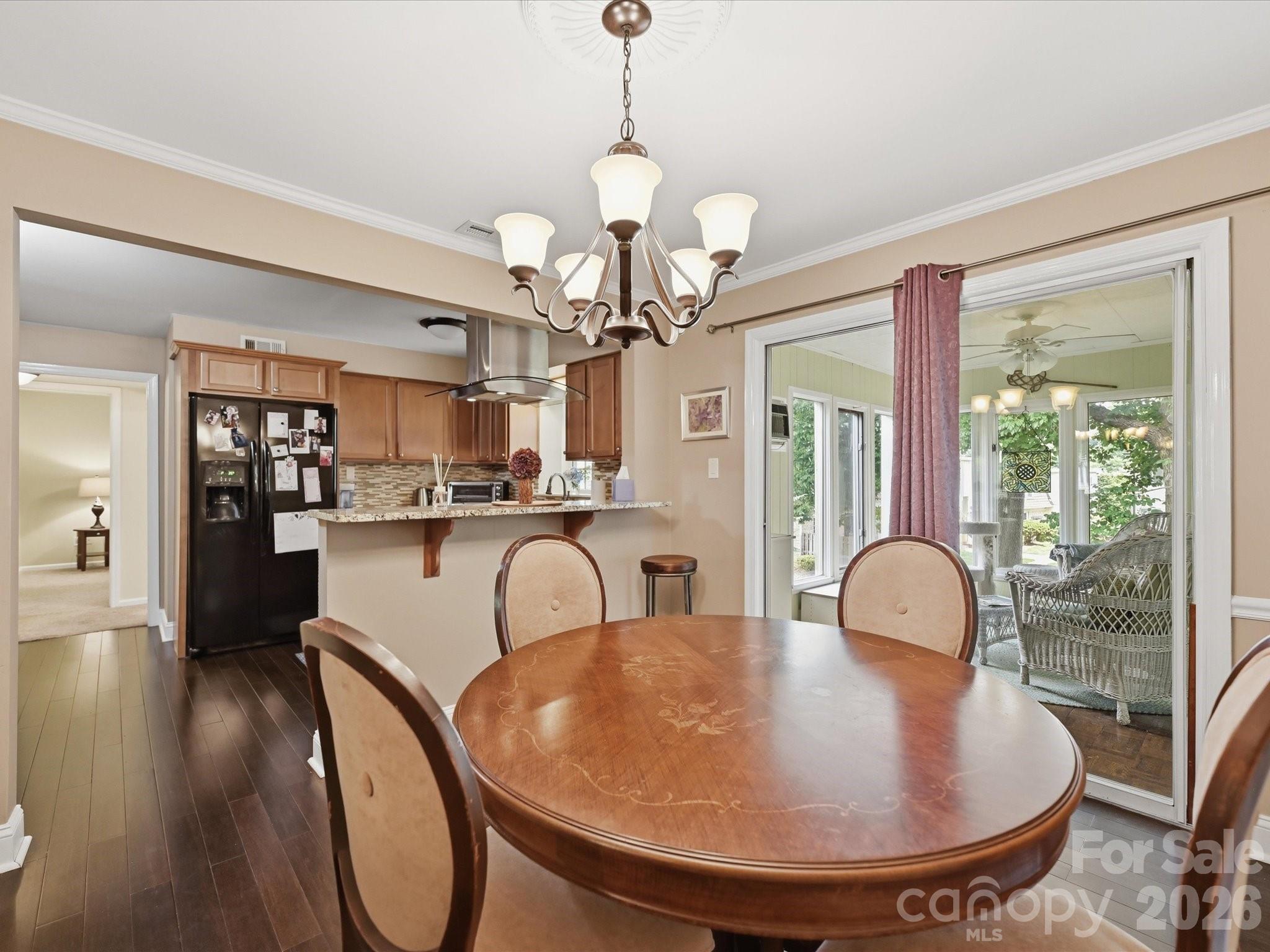2233 Rexford Road #C — Charlotte