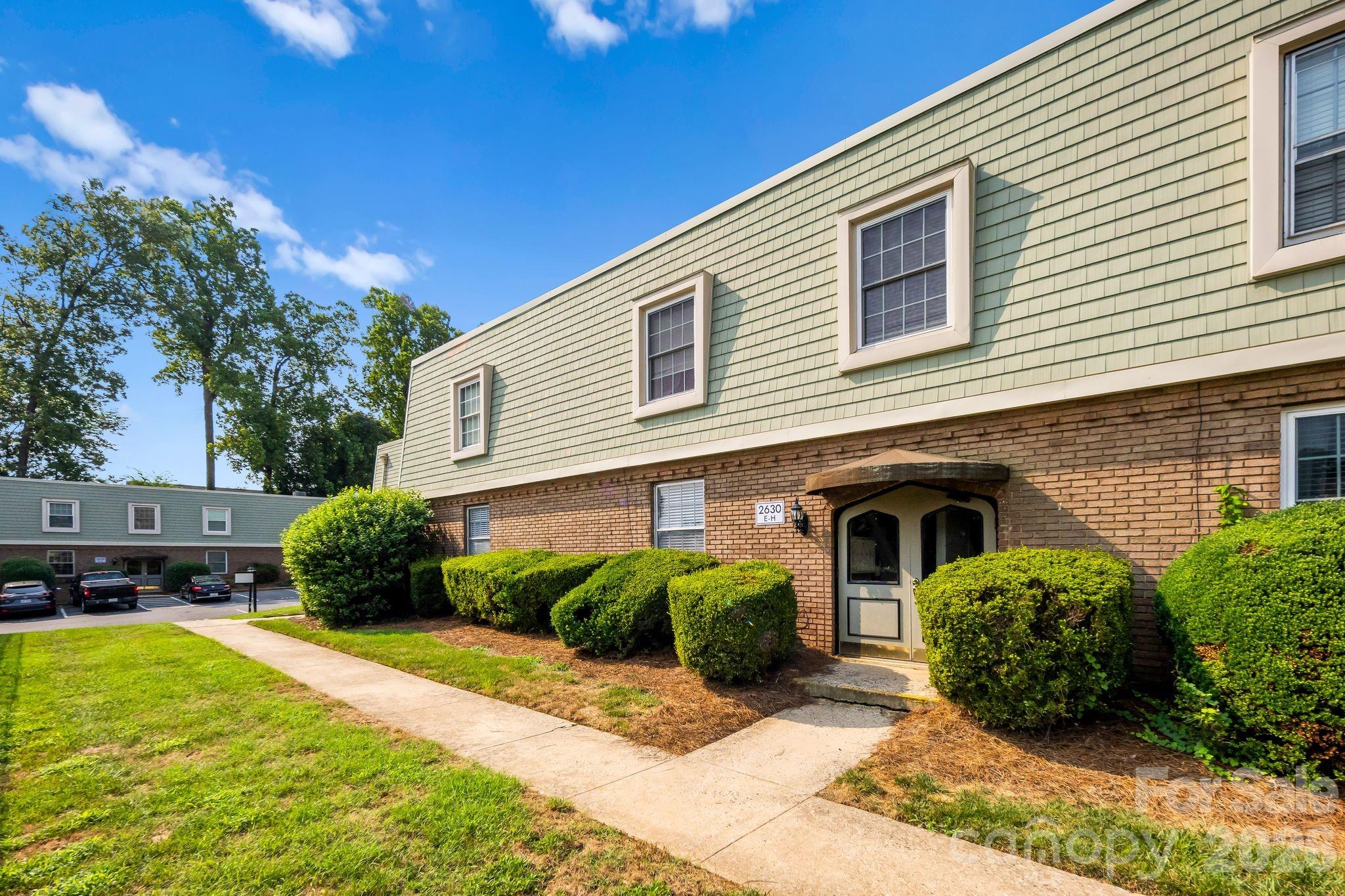 2630 Park Road #F — Charlotte