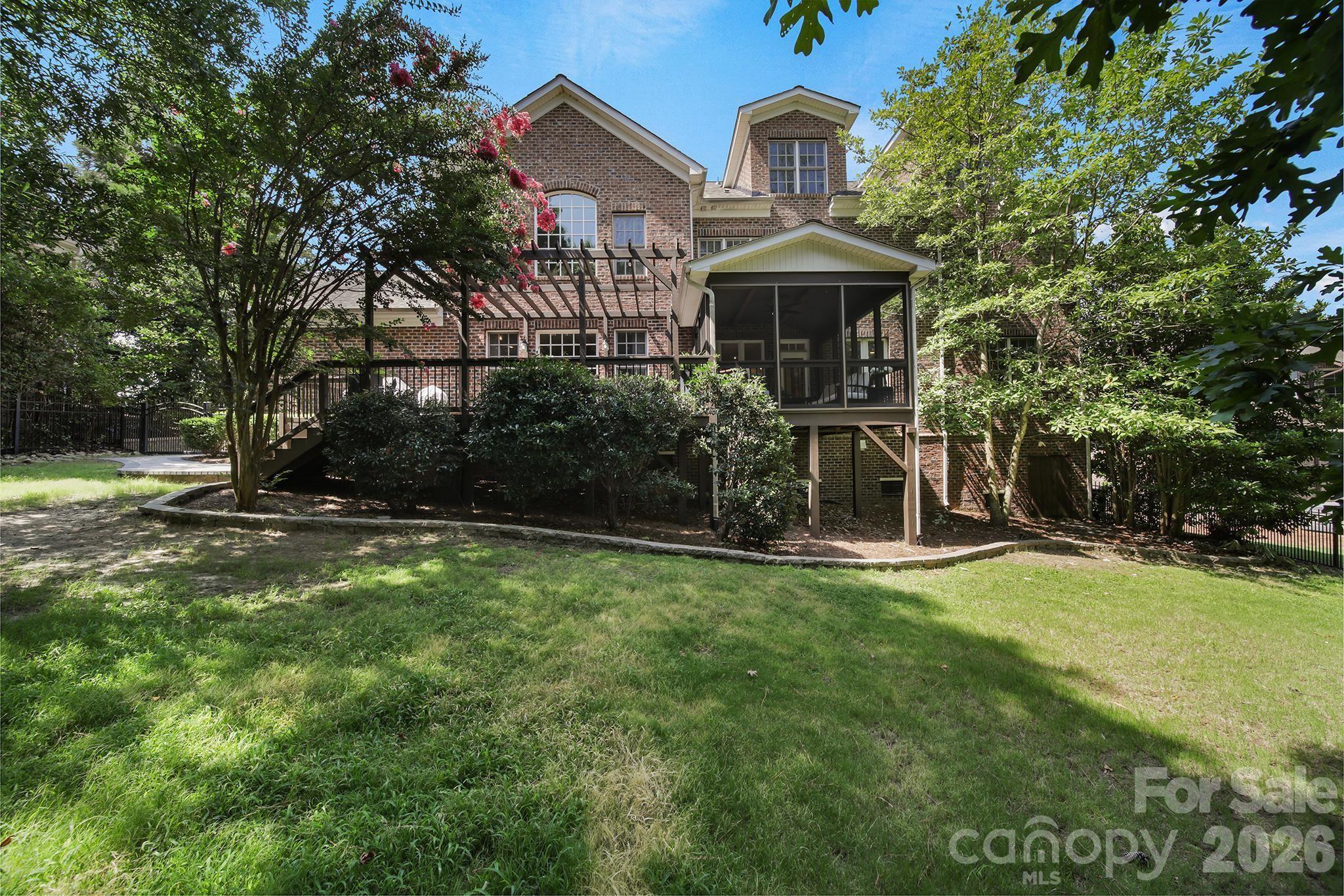 16619 Flintrock Falls Lane — Charlotte