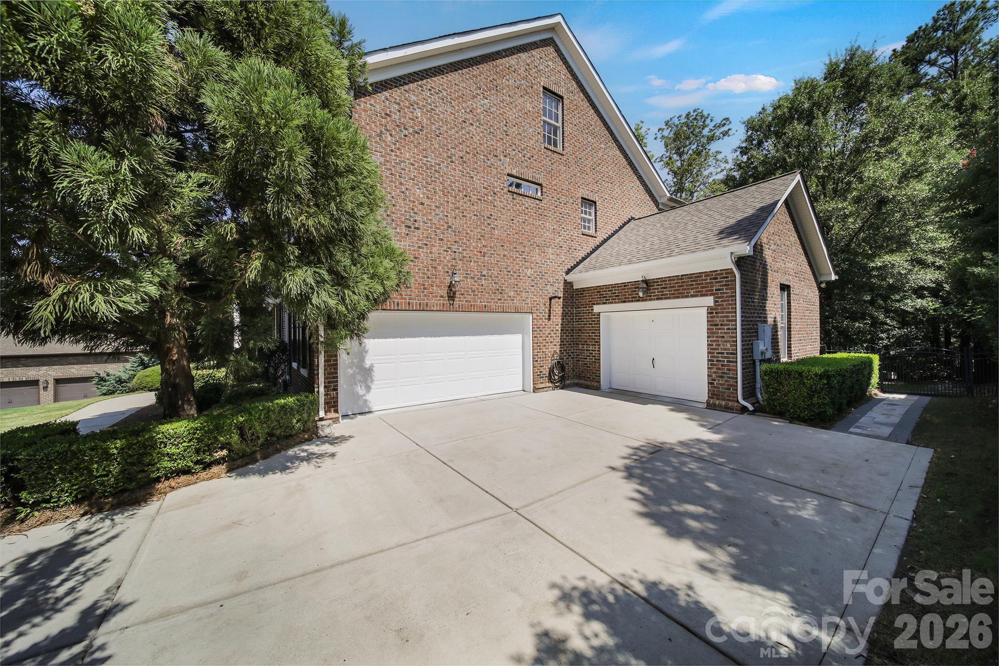 16619 Flintrock Falls Lane — Charlotte