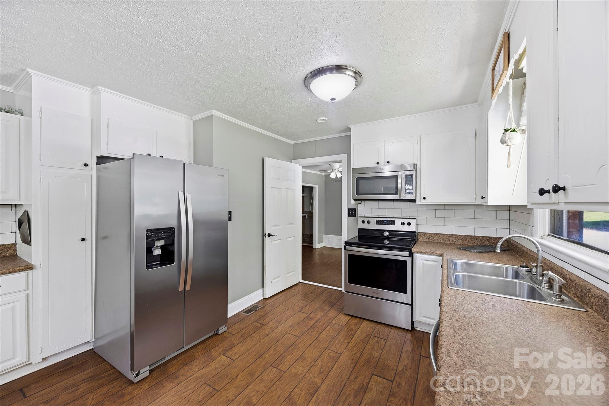 3018 Harold Court — Shelby