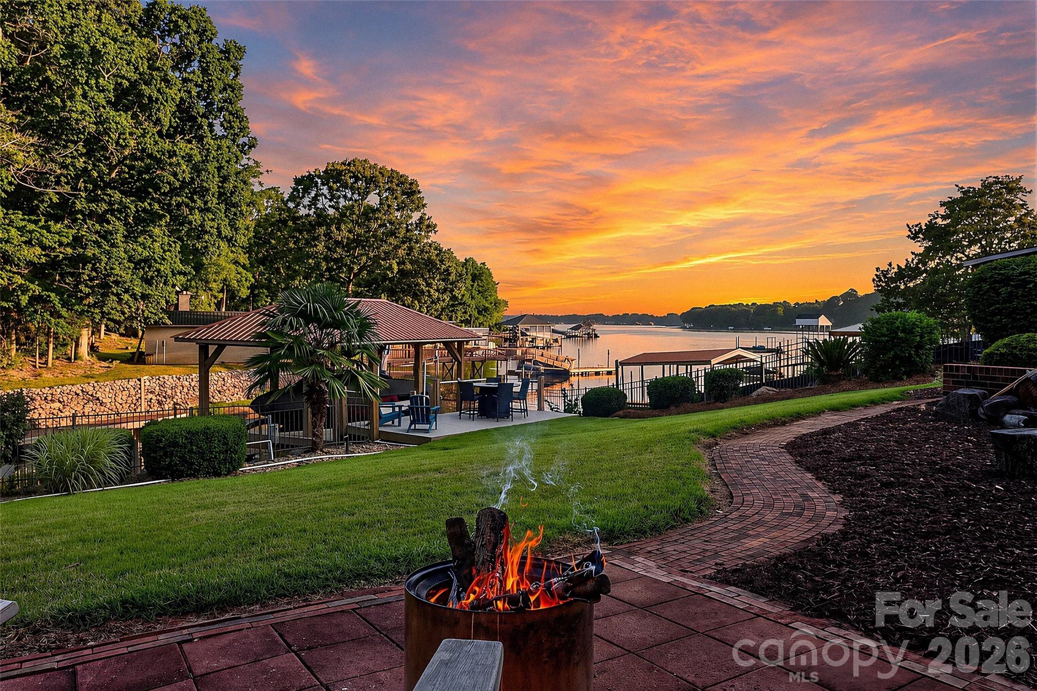 8535 Sylvan Drive — Terrell