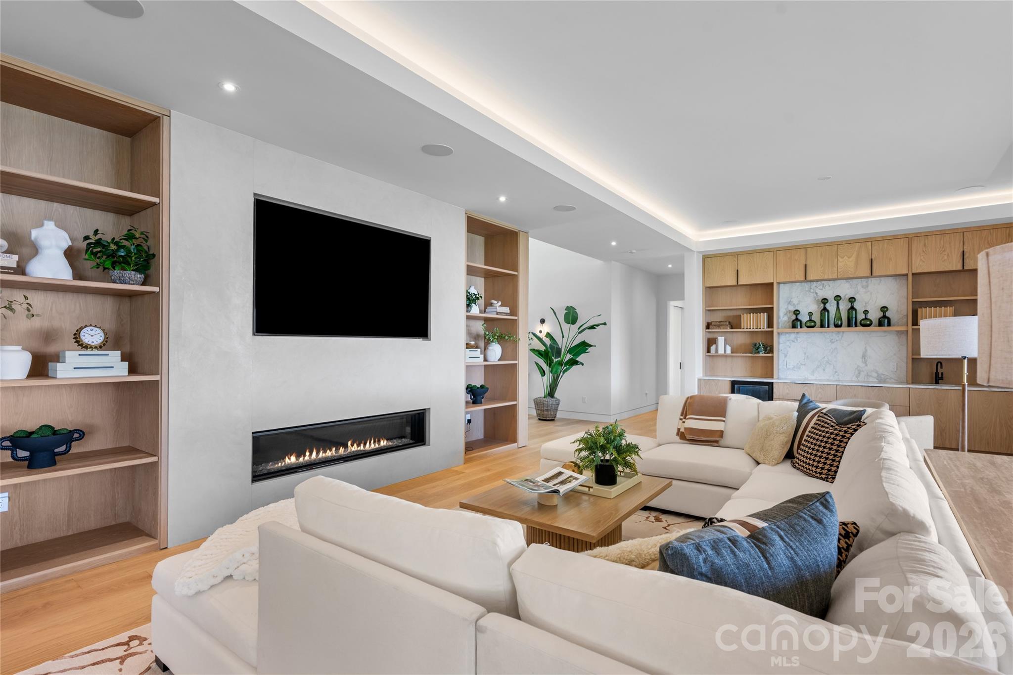 140 Panther Summit Drive — Lake Toxaway