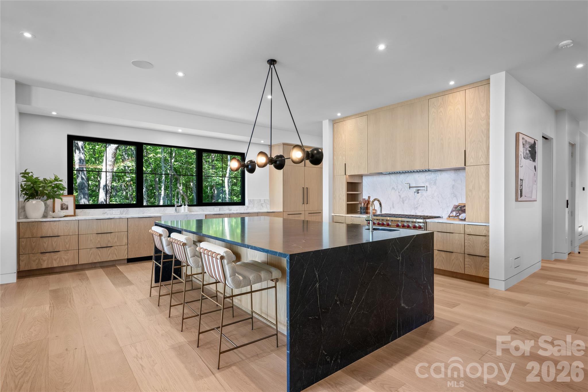 140 Panther Summit Drive — Lake Toxaway