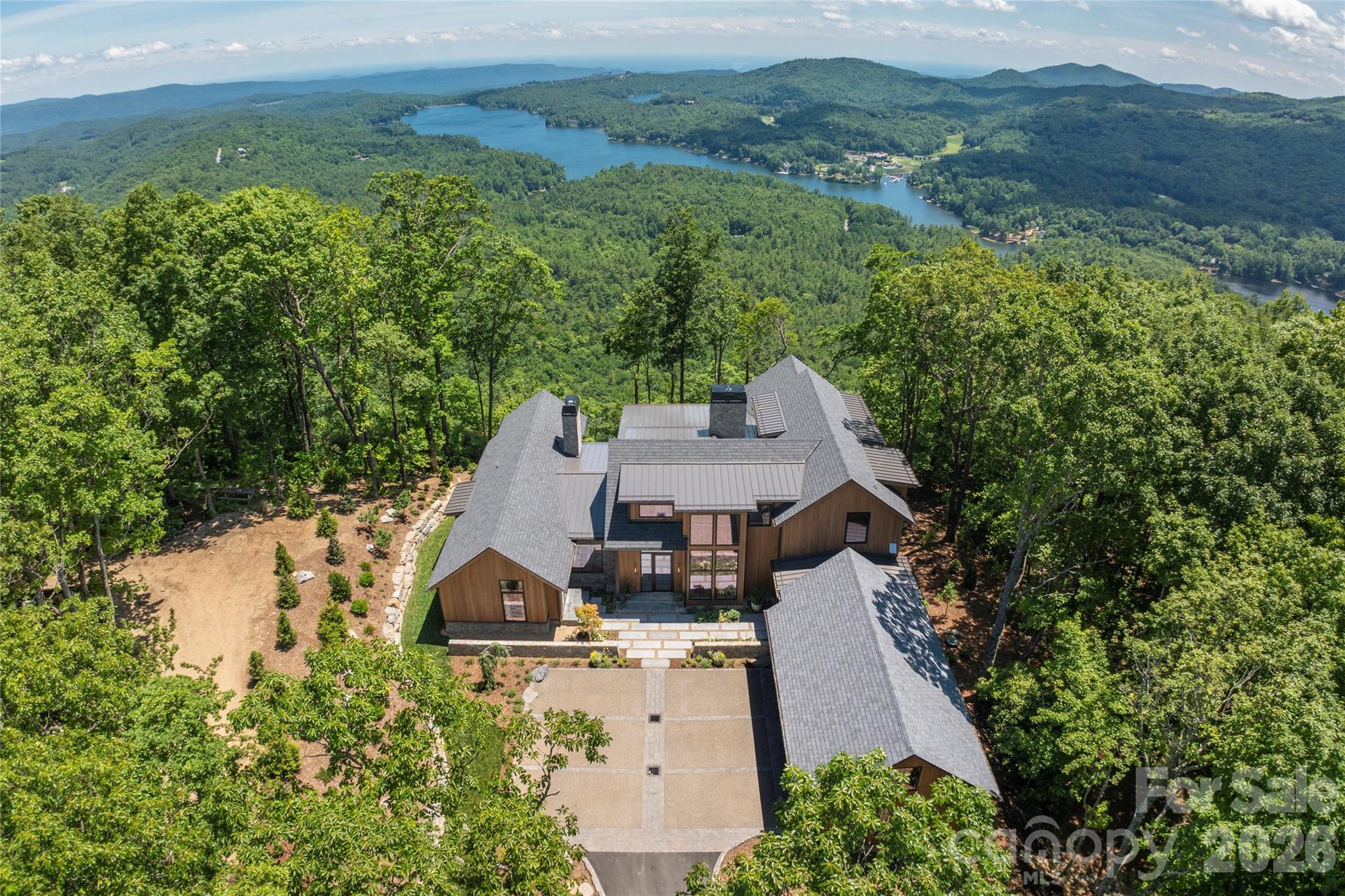 140 Panther Summit Drive — Lake Toxaway