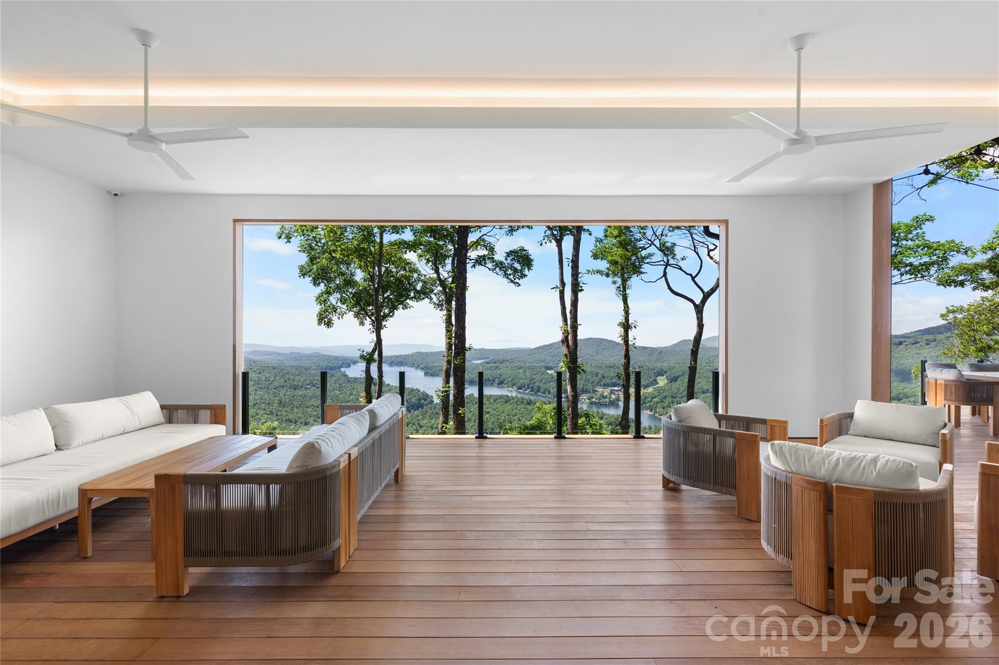 140 Panther Summit Drive — Lake Toxaway